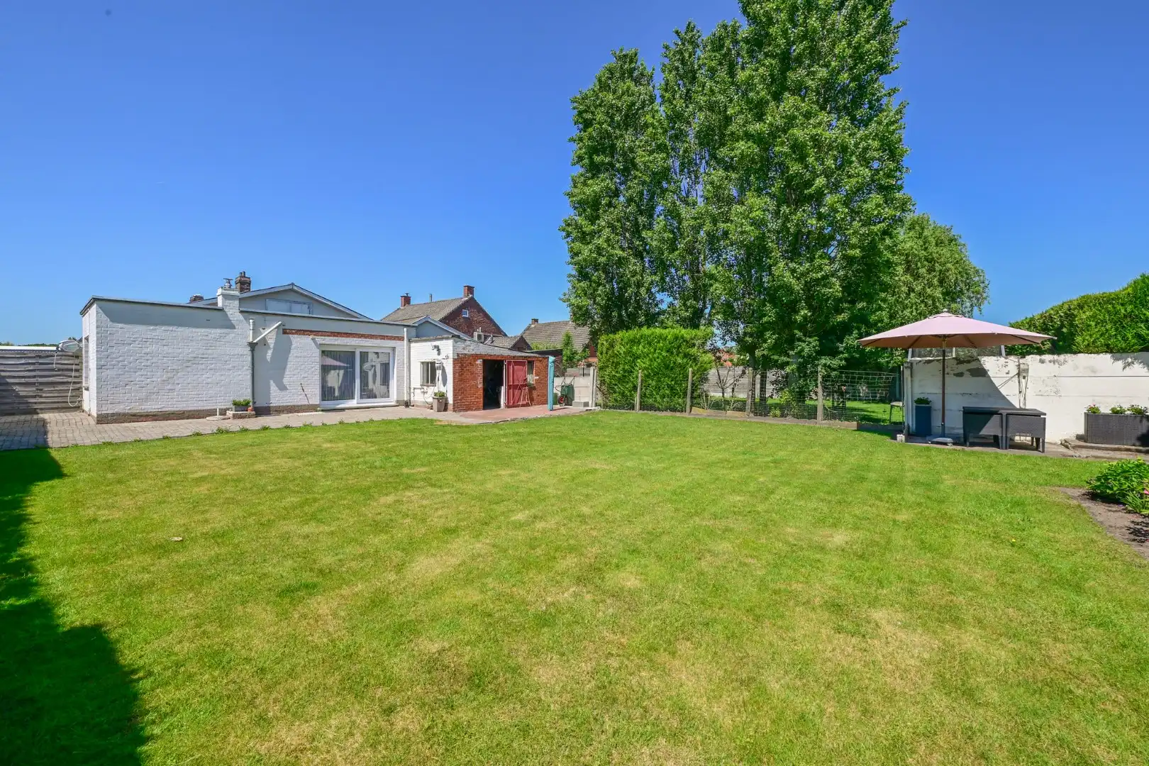 Ruime handelswoning met voormalige kapperszaak op 781m2 te Wildenburg foto 26
