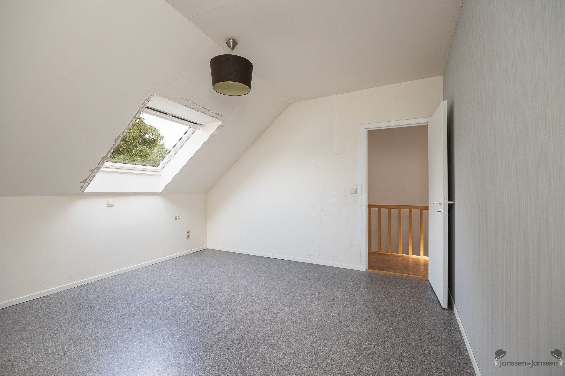 Energiezuinige woning met gezellige tuin foto 15