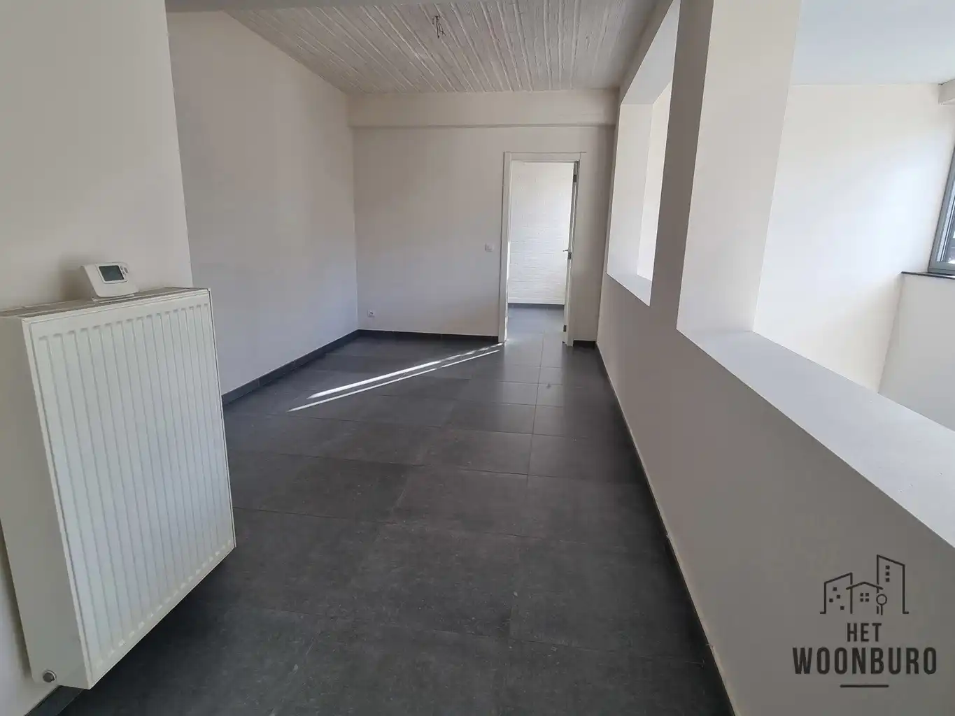 Ruime duplex met één slpk, bureau, tuin en 2 staanplaatsen foto 8