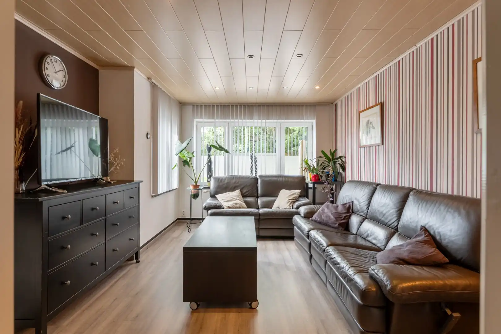 Centraal gelegen woning, 3 slpk, 181 m² bewoonbare oppervlakte, 3a 17ca foto 2