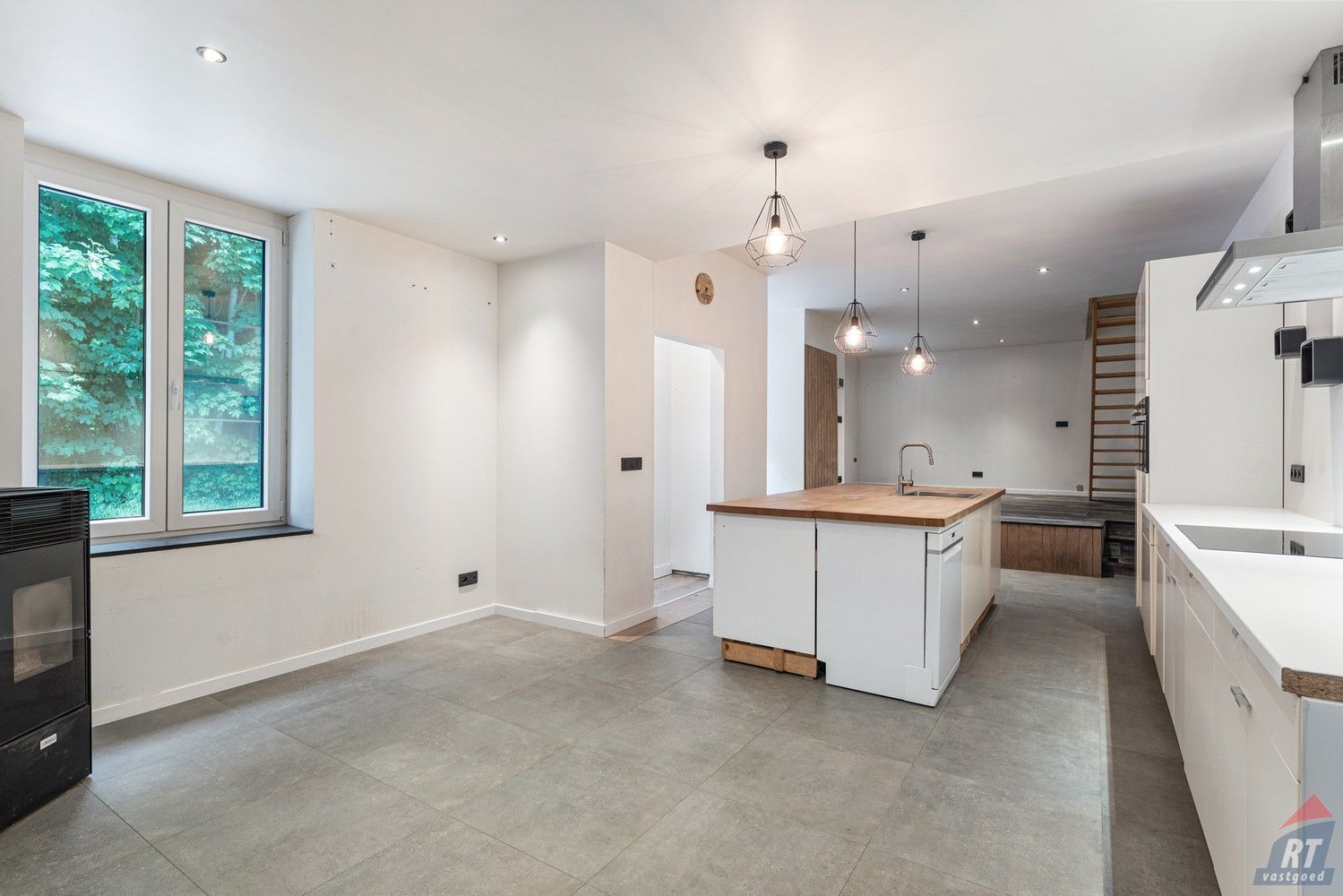 Gerenoveerde woning met 2 slaapkamers in het rustige Zoutleeuw foto 3