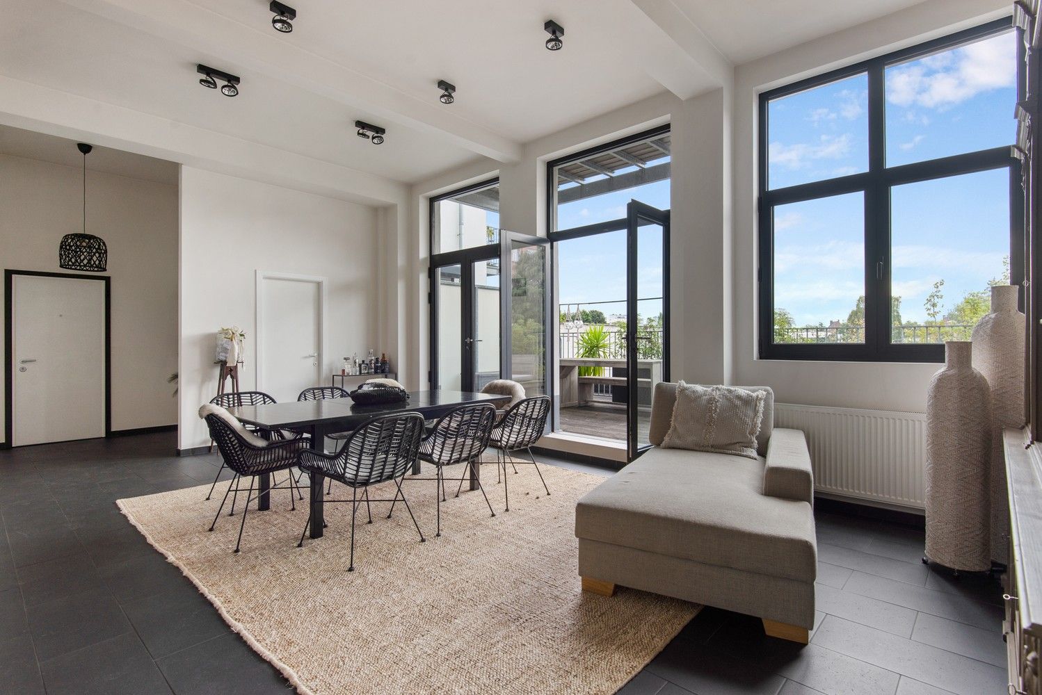 Stijlvolle loft met 2 à 3 slaapkamers en Z-terras te Antwerpen! foto 5