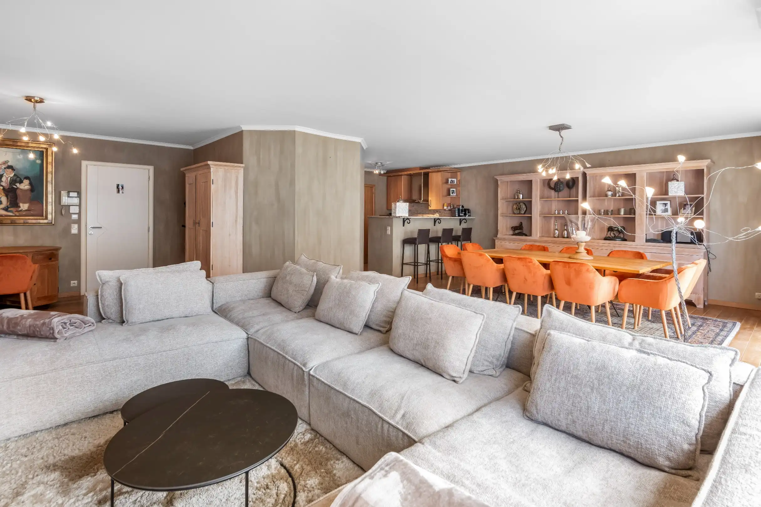 Ruim appartement met gevelbreedte van ca. 9,2 meter en zuid-west oriëntatie gelegen in het centrum foto 8