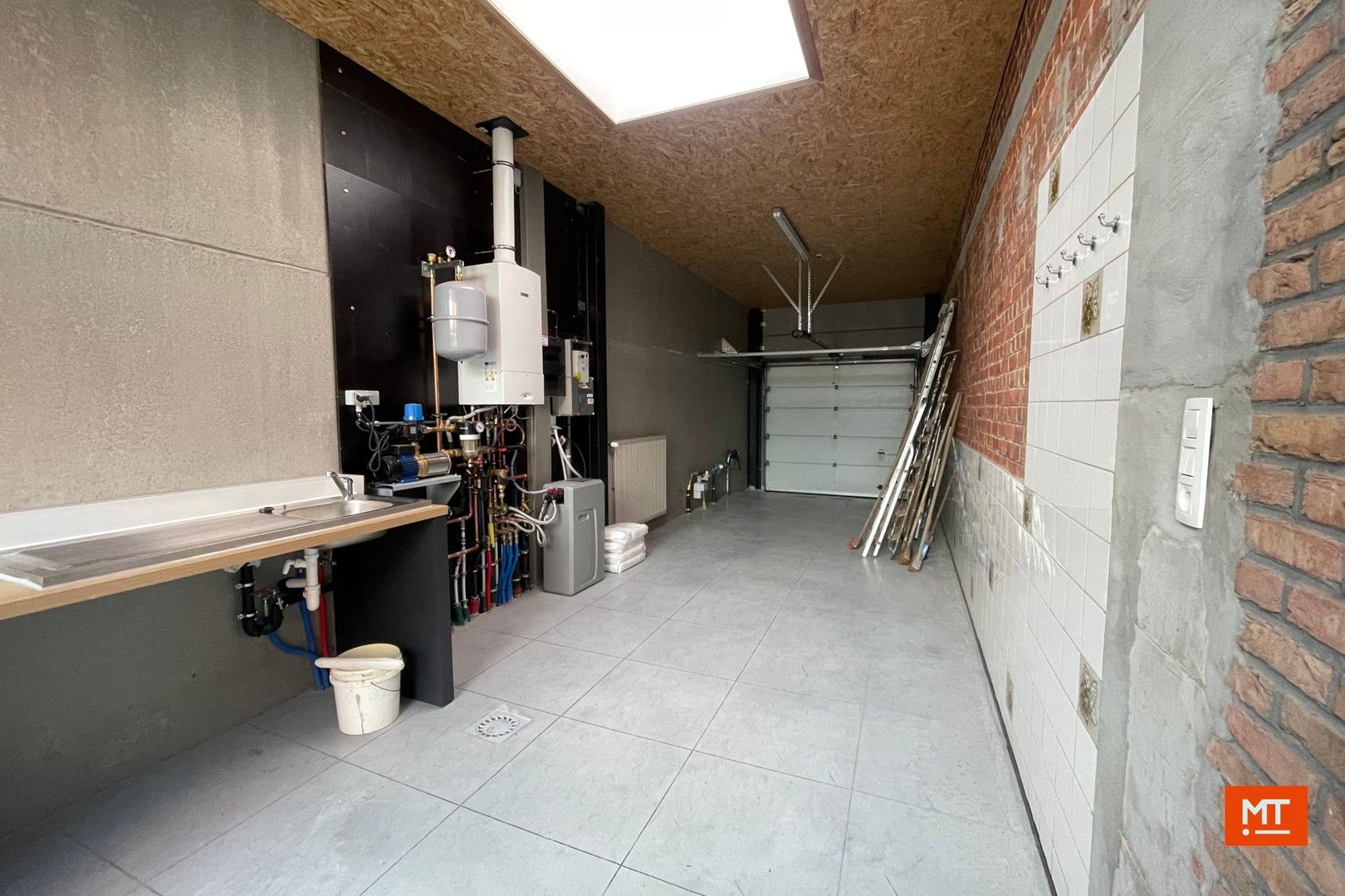 Woning te huur in Geluveld, 3 slaapkamers, garage, tuin en 2 tuinbergingen foto 15