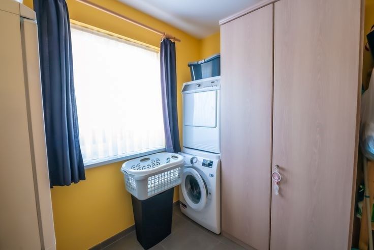 Volledig (van A helemaal tot Z) gerenoveerd. foto 3