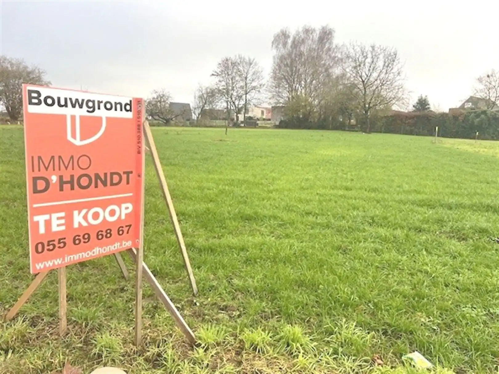 Mooi gelegen bouwgrond op 965 m2 foto 3