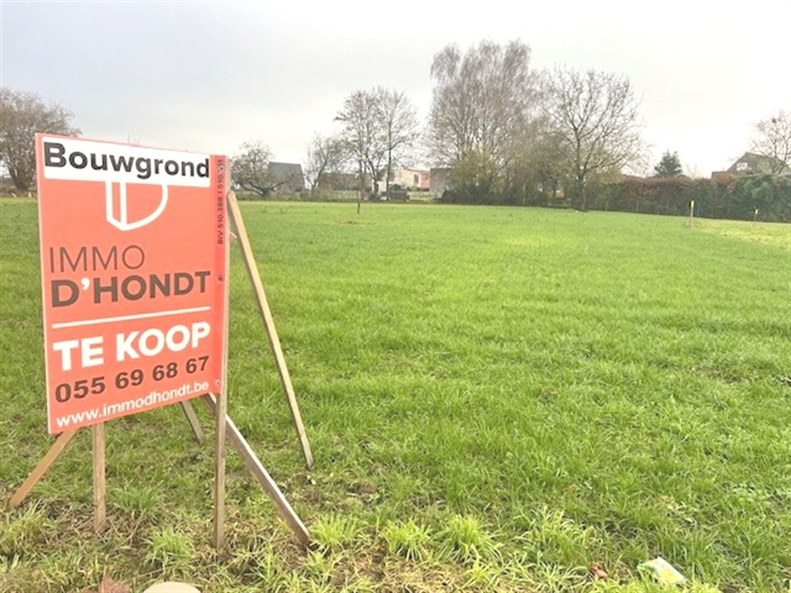 Mooi gelegen bouwgrond op 965 m2 foto 3