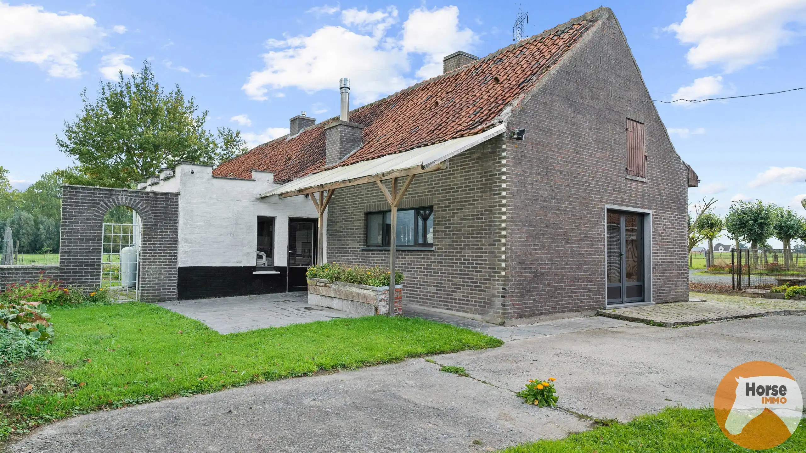 DEINZE - Landbouwwoning op +/-1,2HA foto 8