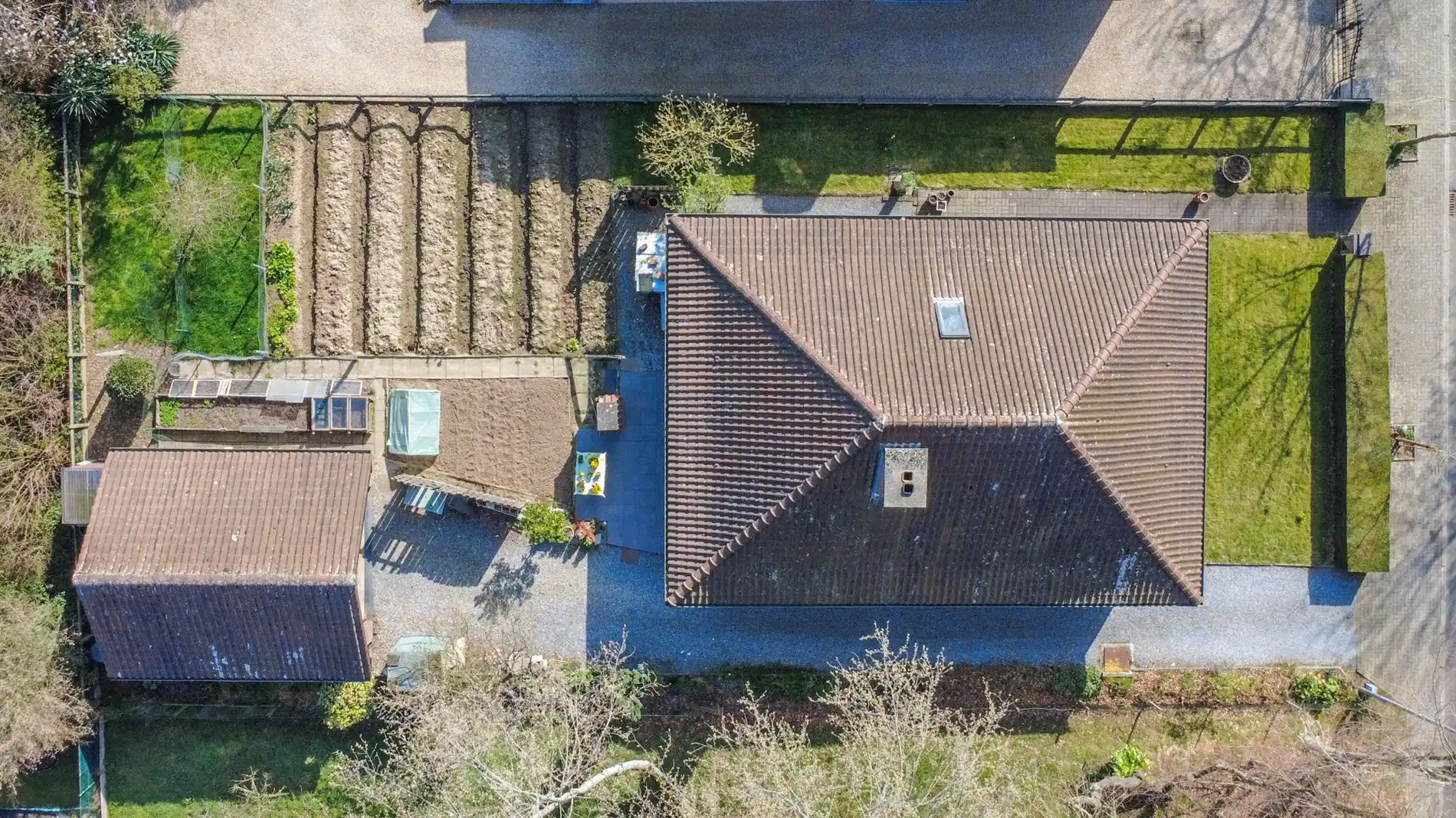 WONING MET 2 SLAAPKAMERS + INRICHTBARE VERDIEPING! foto 3