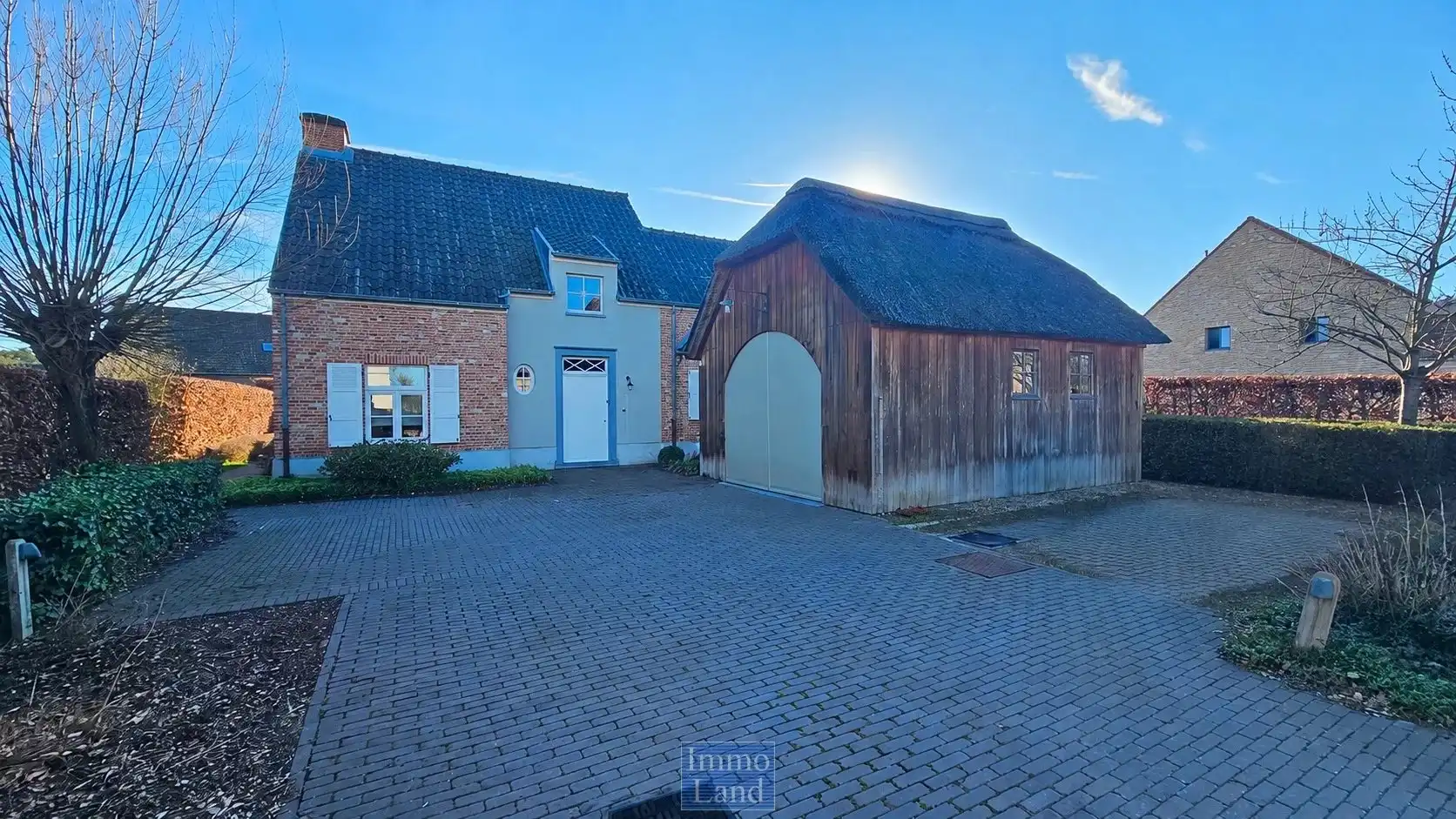 Huis te koop foto {{pictureIndex}}