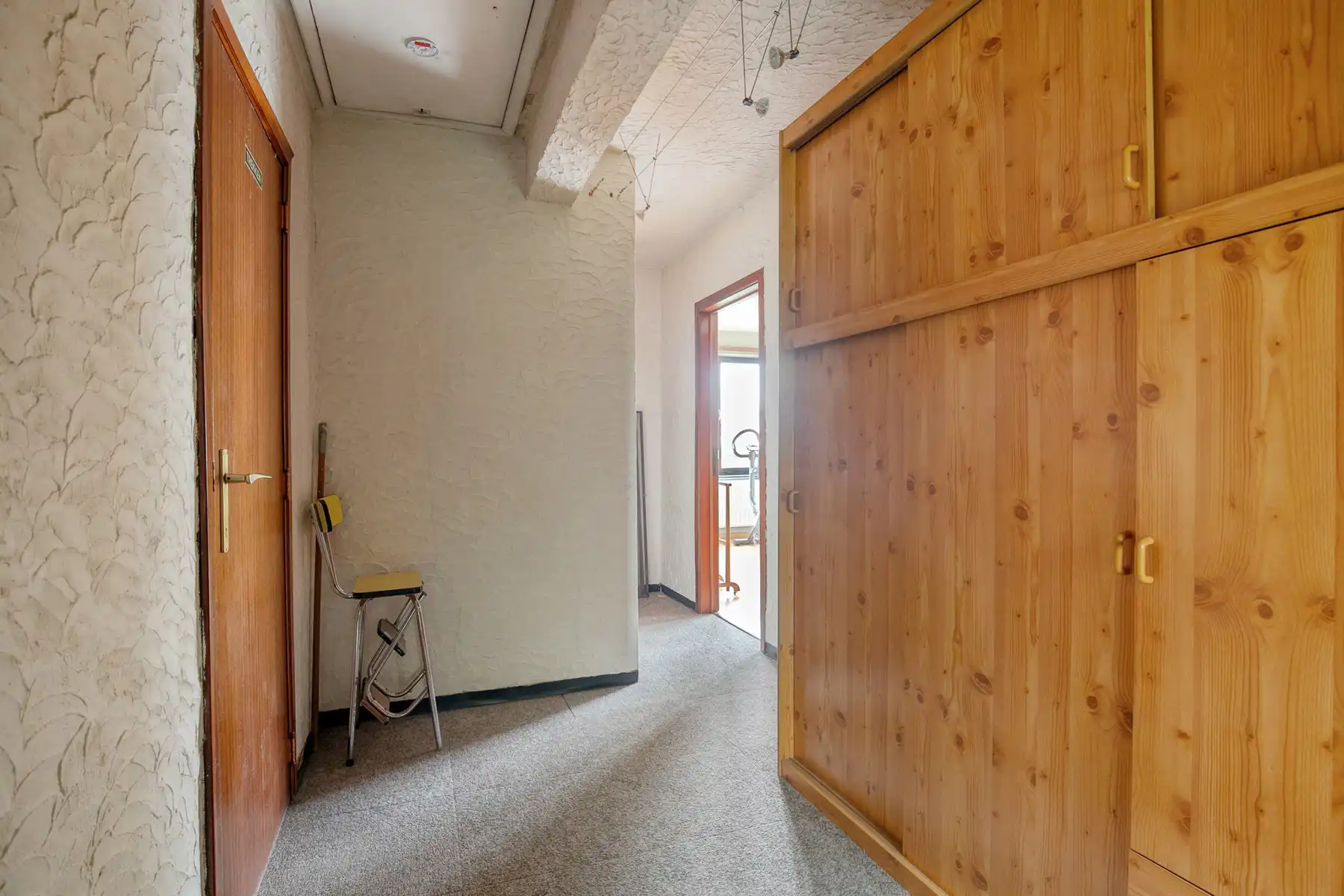 Centrum Sint-Martens-Bodegem: rustig gelegen woning foto 16