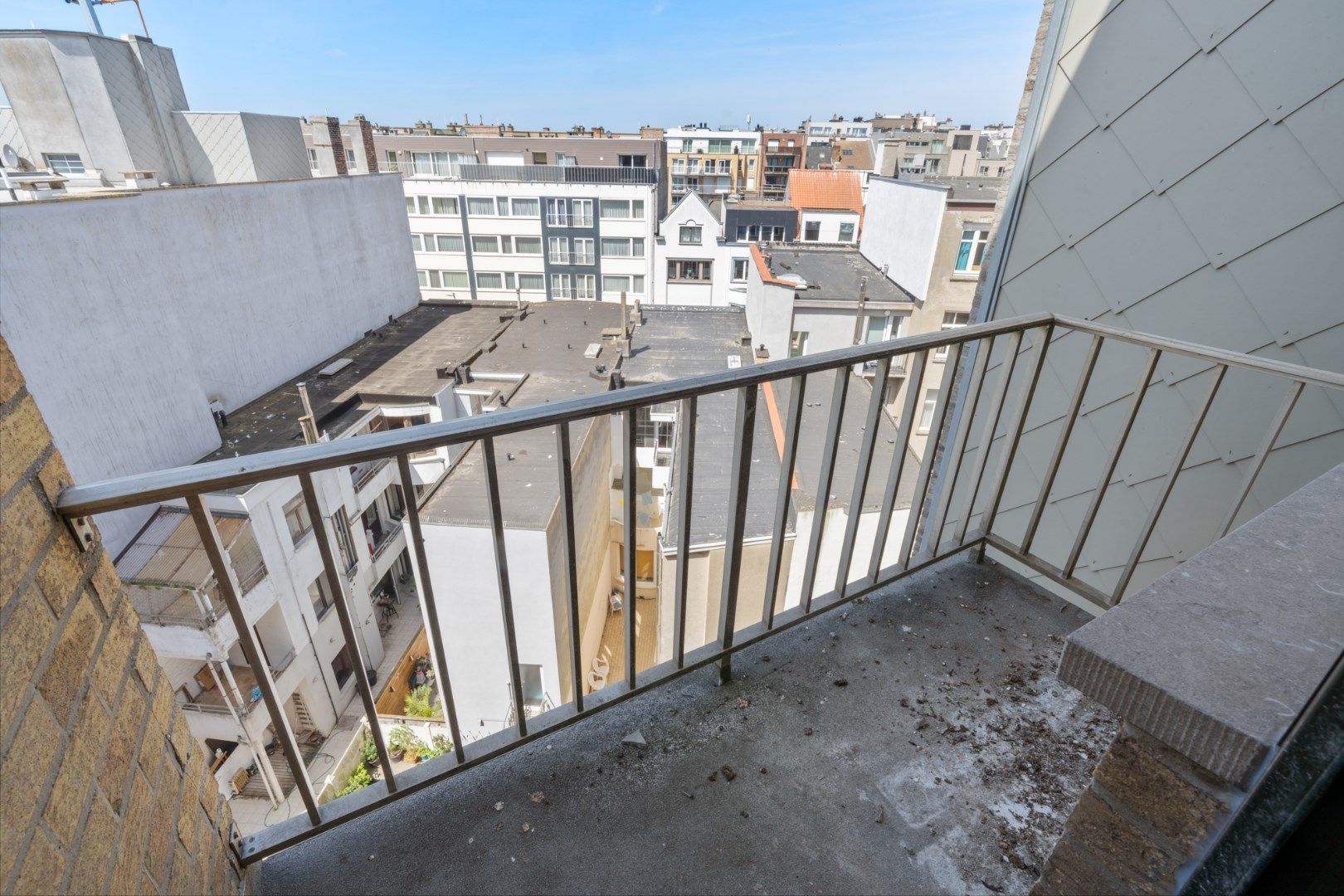 SCHITTEREND GERENOVEERD 2 SLPK APP IN CENTRUM OOSTENDE foto 15
