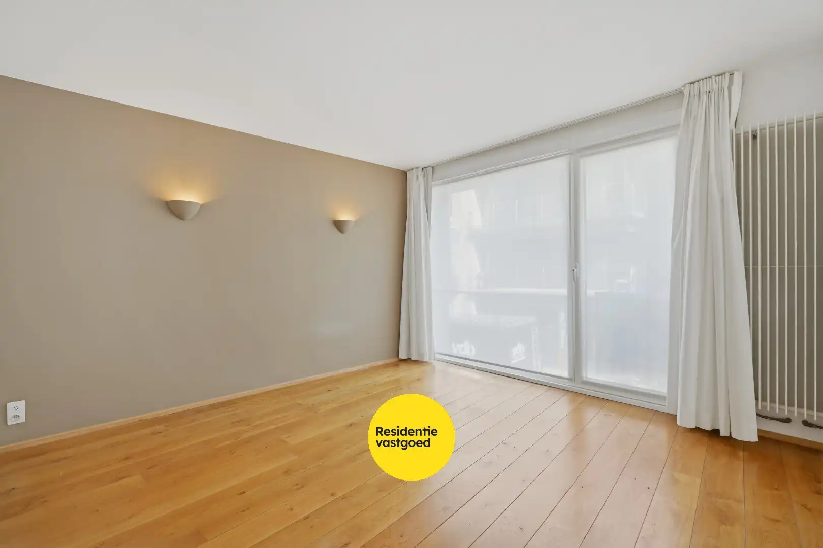 Multifunctionele woning met handelsruimte in hartje Veurne. foto 13