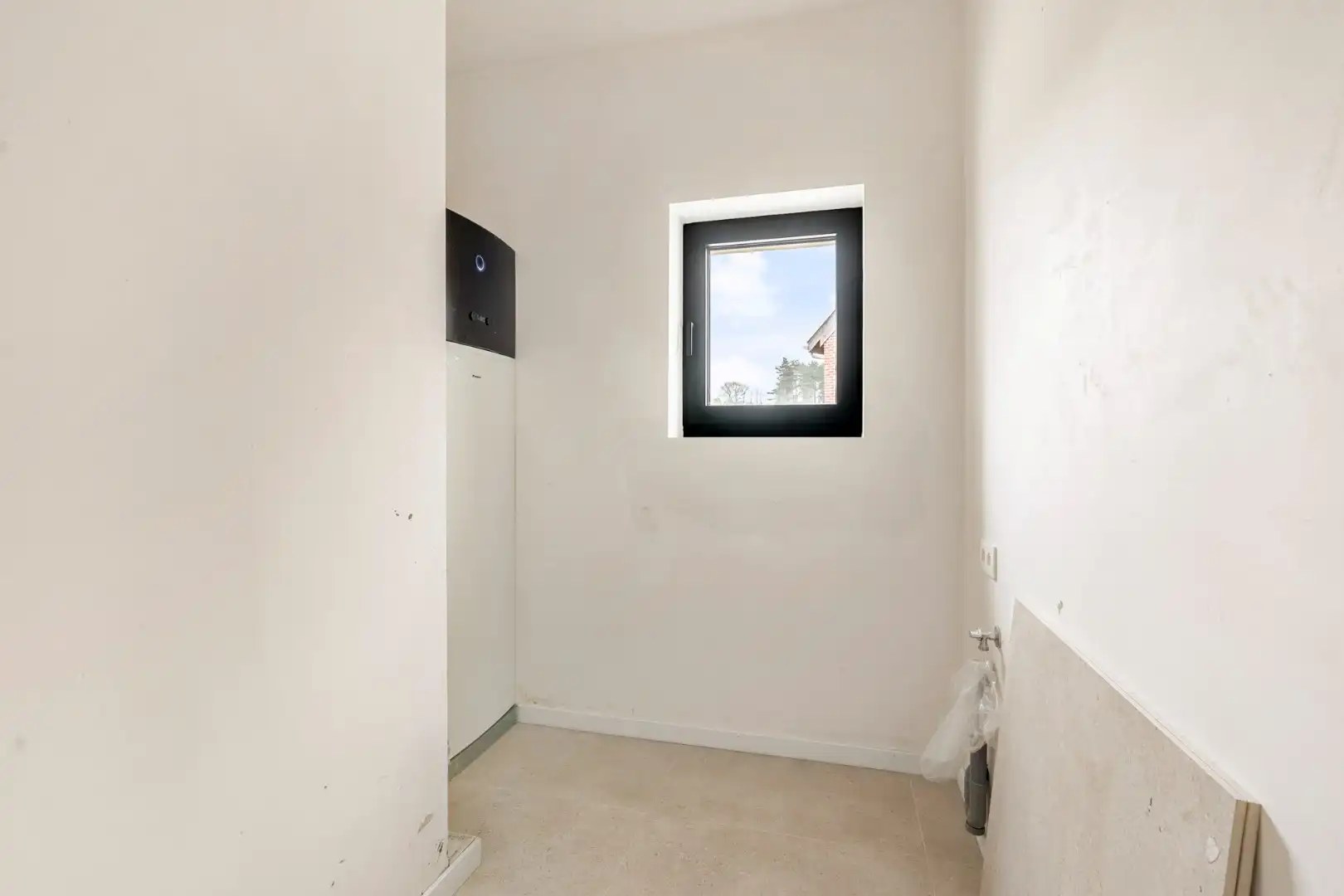 Exclusieve, volledig afgewerkte halfvrijstaande woning na transformatie van bestaande hoeve naar 2 BEN-woningen!  foto 20