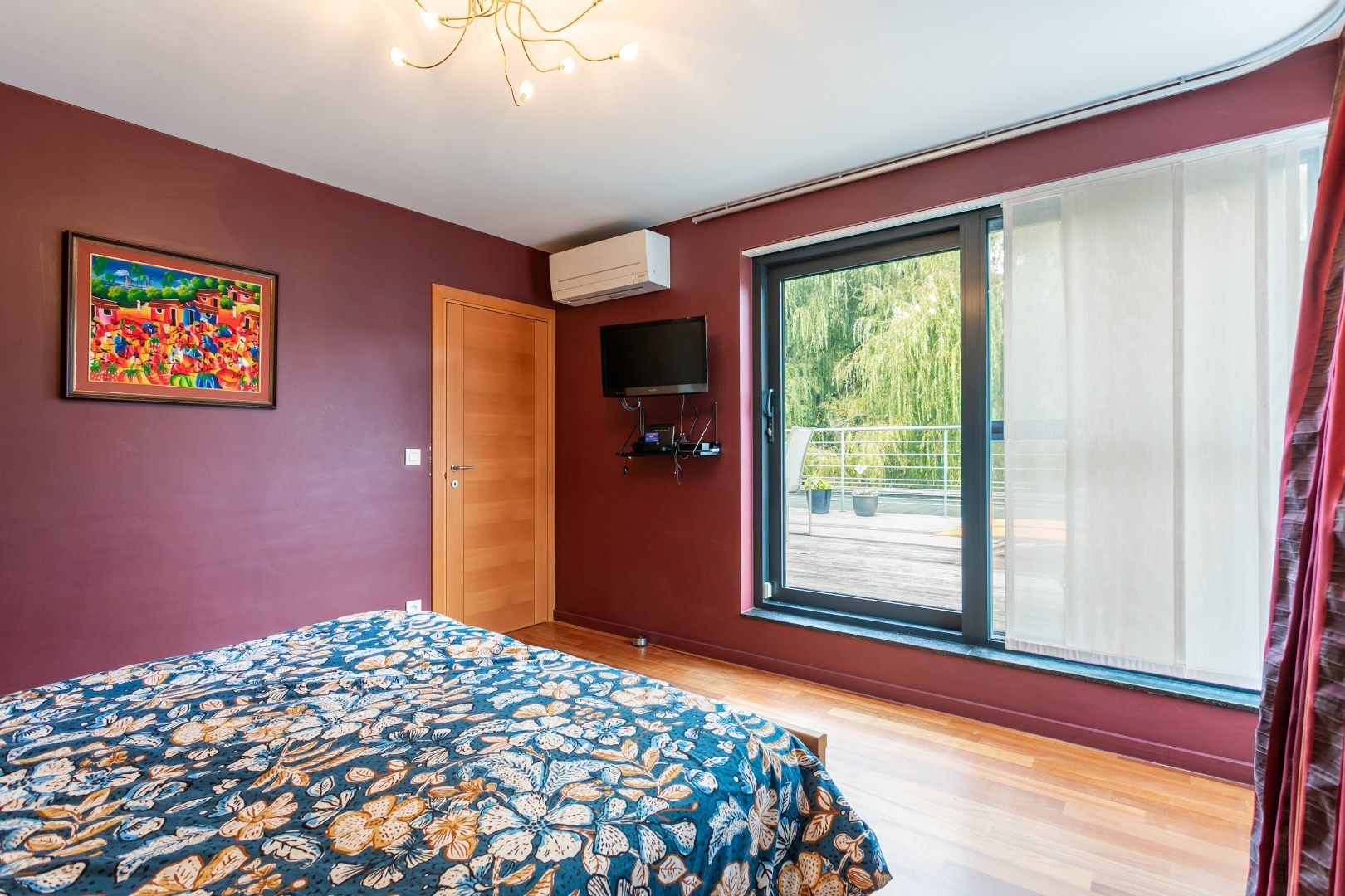 Ruim duplex appartement (131m²) met 2 terrassen, 3 slpks en 2 autostpl. foto 13