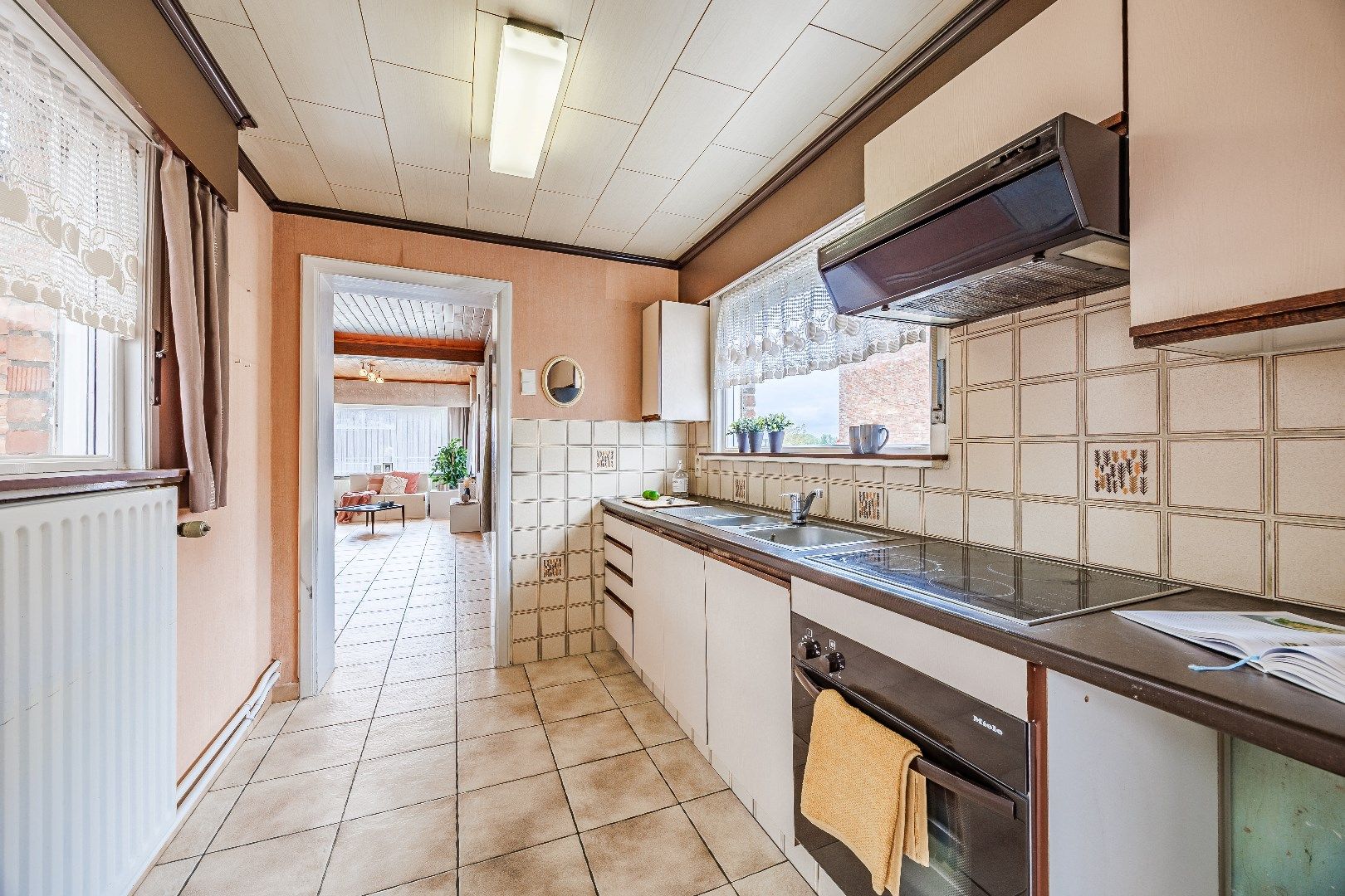 HOB met 3 slpks en garage op goede locatie foto 5
