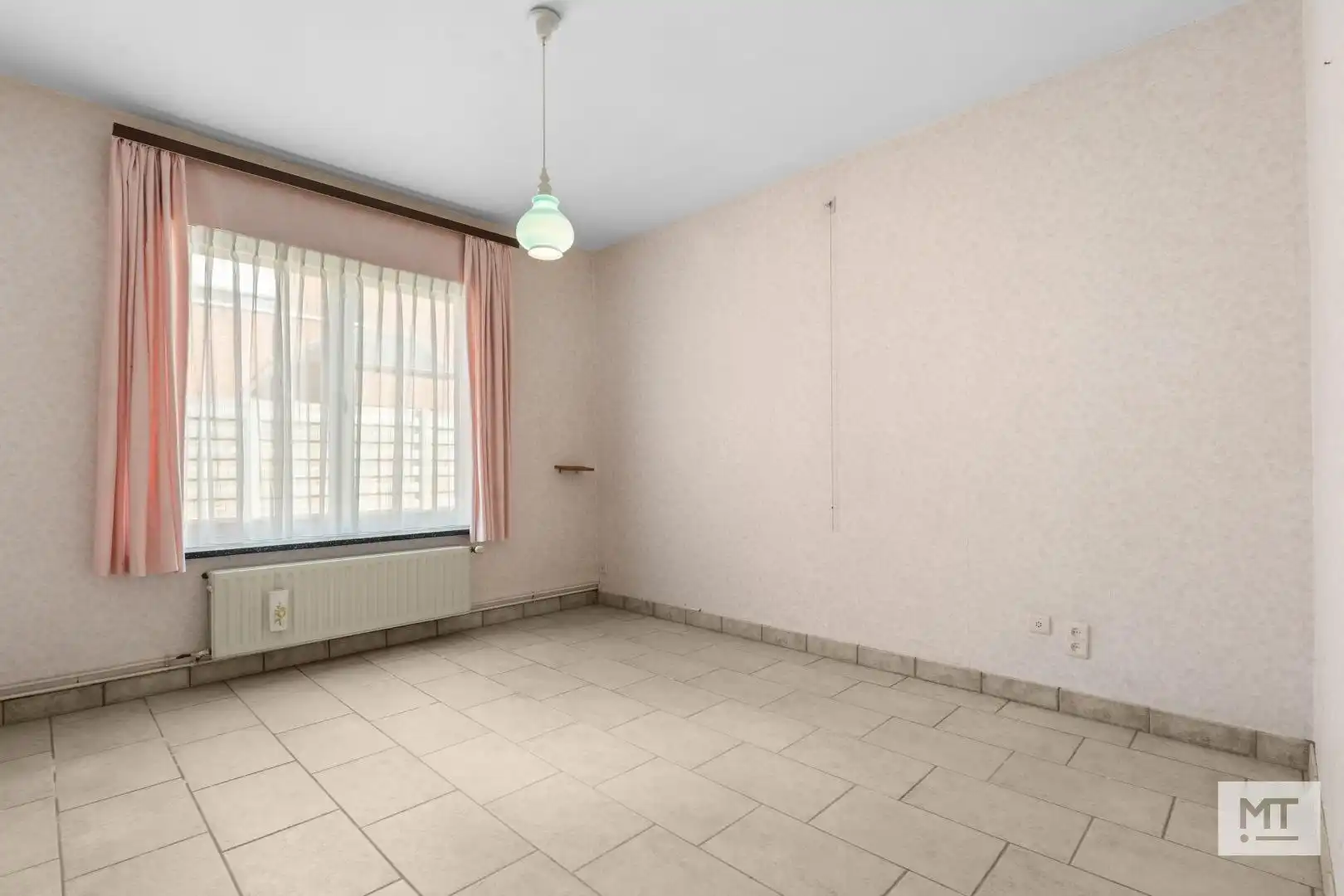 Alleenstaande woning met 3 slaapkamers, tuin en garage in het landelijke Zonnebeke foto 9