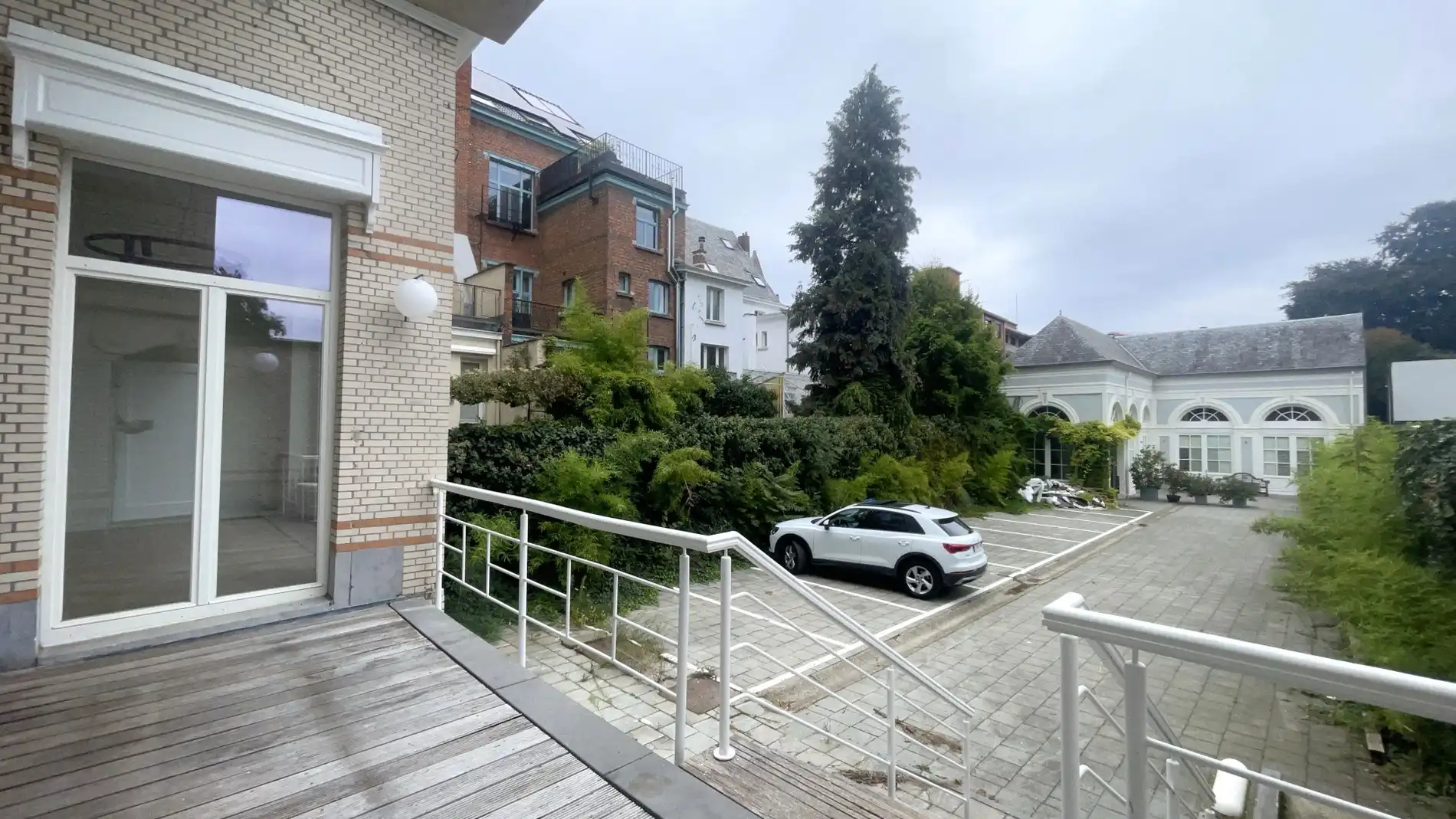 Exclusief kantoorgebouw te huur dichtbij de Leien in Antwerpen foto 26