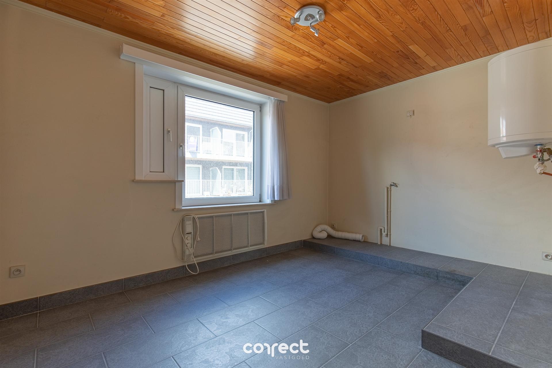 Centraal gelegen, instapklaar appartement met zonneterras en eventueel gesloten garage. foto 6