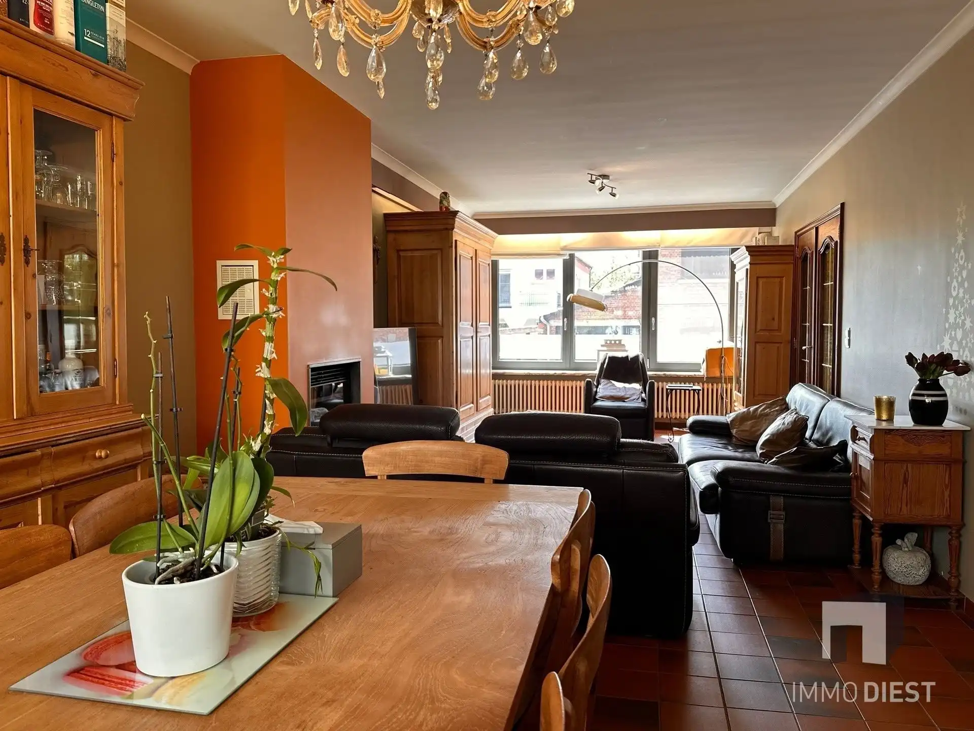 Zonnige woning met 3 slpks, garage en tuin foto 6