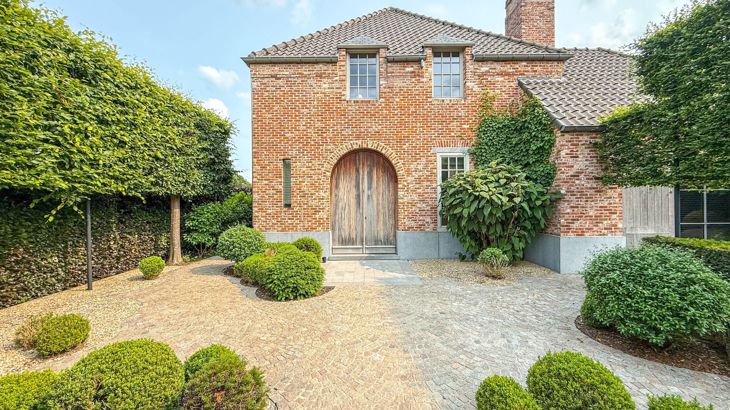 Exclusieve villa met zwembad op riant perceel in Koersel! foto 85