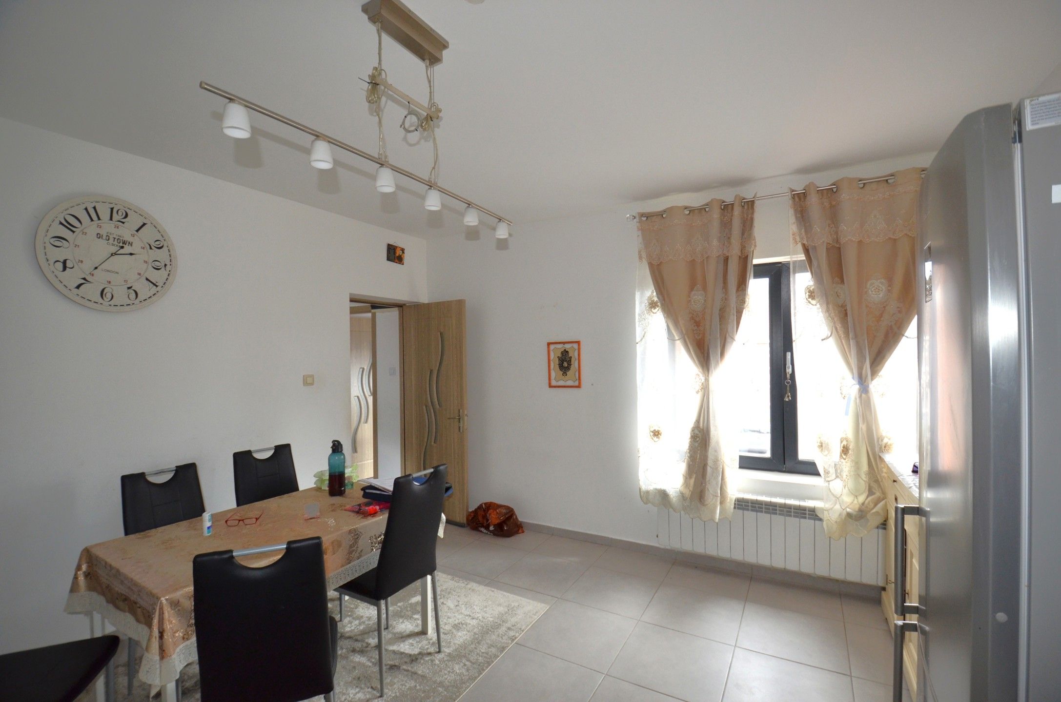 Zeer ruime woning met potentieel foto 14