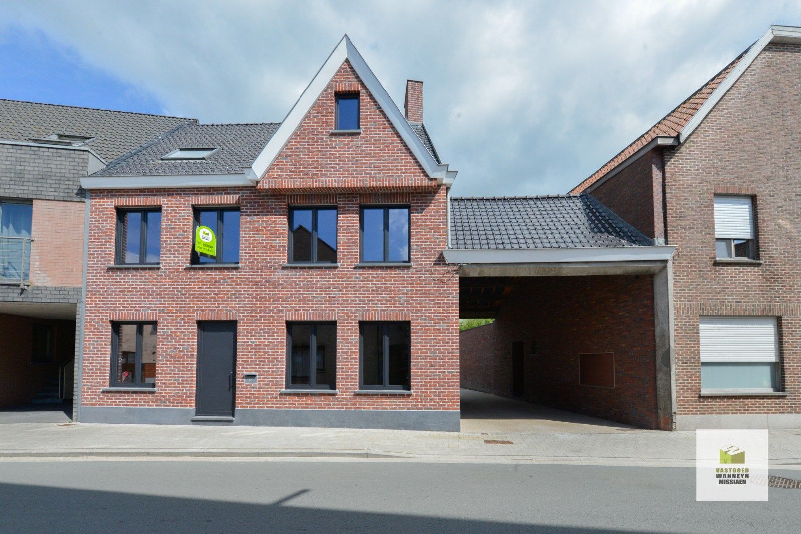 Hoofdfoto van de publicatie: Casco woning met 4 slaapkamers in centrum Ruiselede