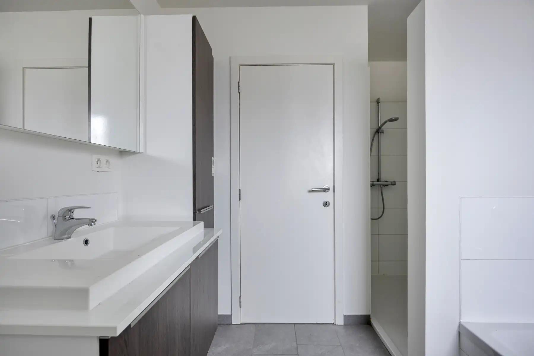 Duplex appartement nabij centrum Dilsen foto 11