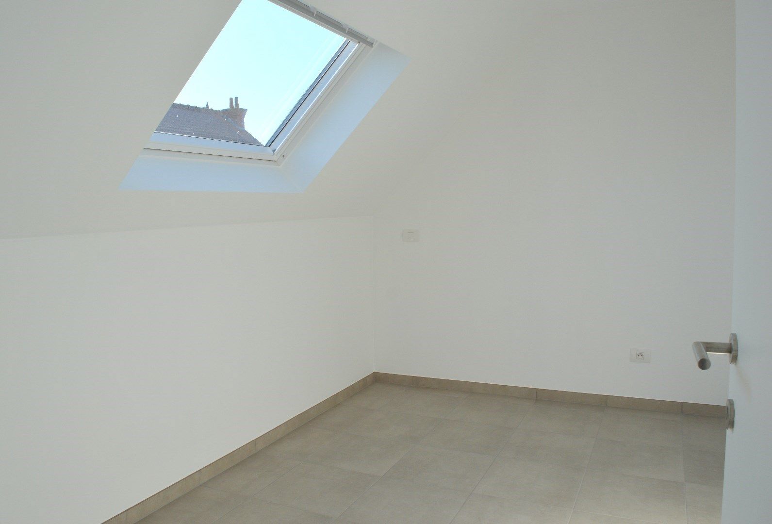 Nieuwbouwwoning te huur in Gullegem op een rustige en  kindvriendelijke locatie foto 9