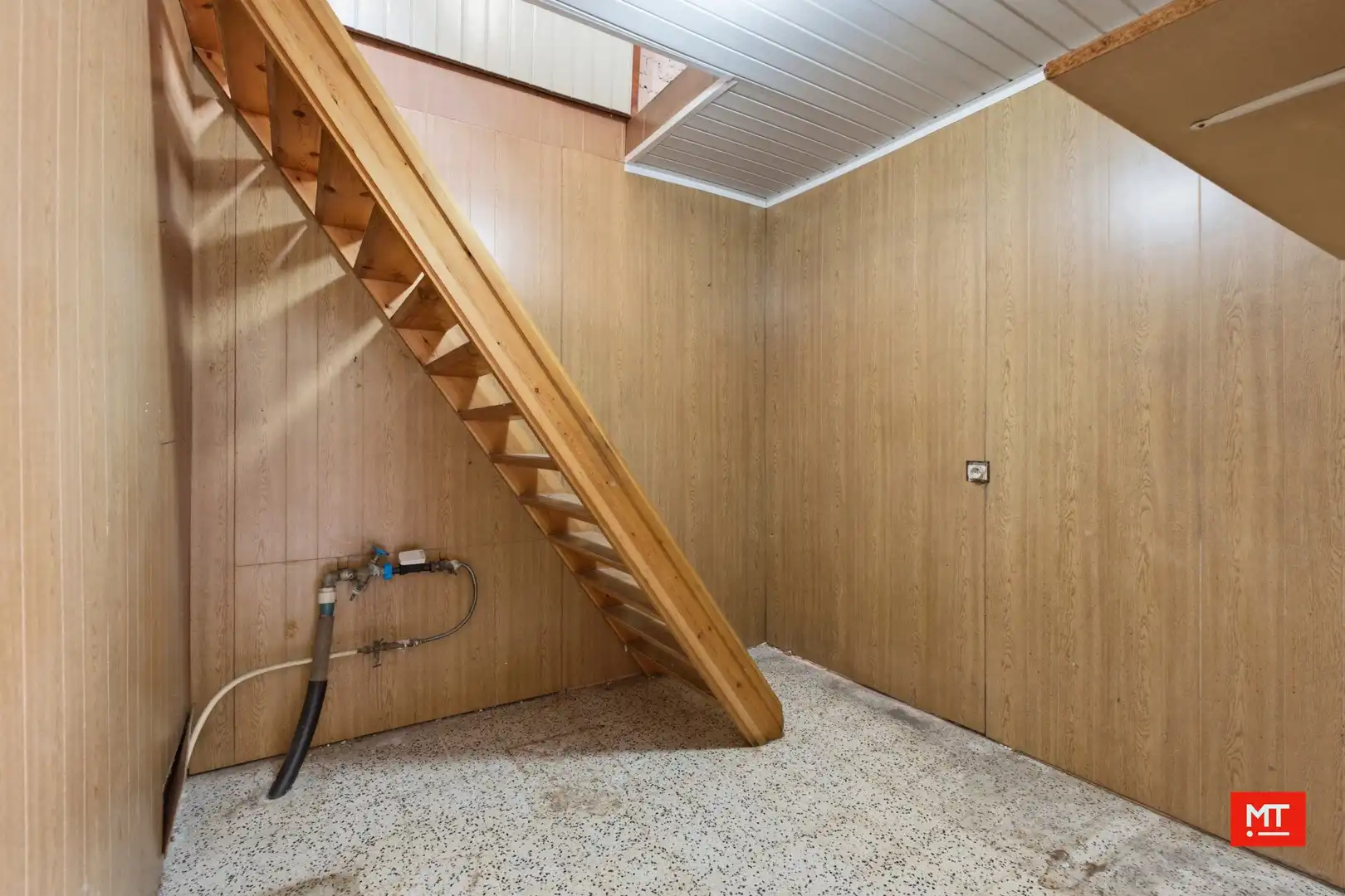 Te renoveren woning op een rustige locatie te Geluveld foto 9