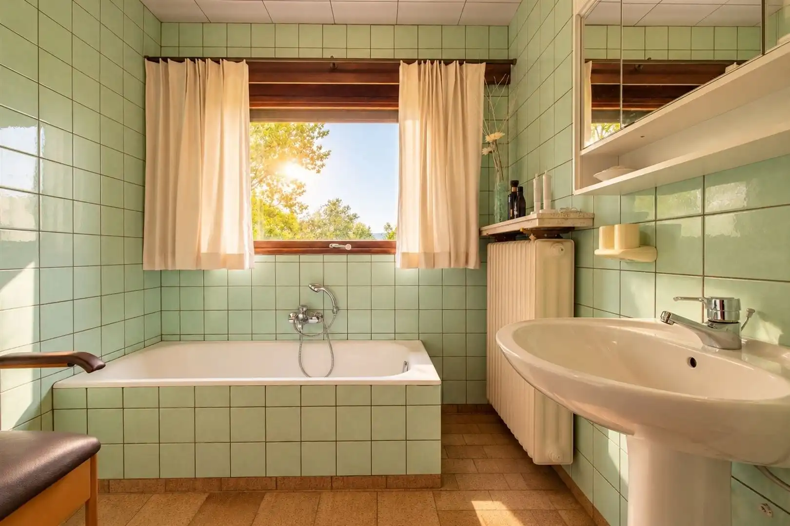 RUIME OPEN BEBOUWING OP EEN PERCEEL VAN 2.810 M² VEEL POTENTIEEL EN PRACHTIGE TUIN foto 21