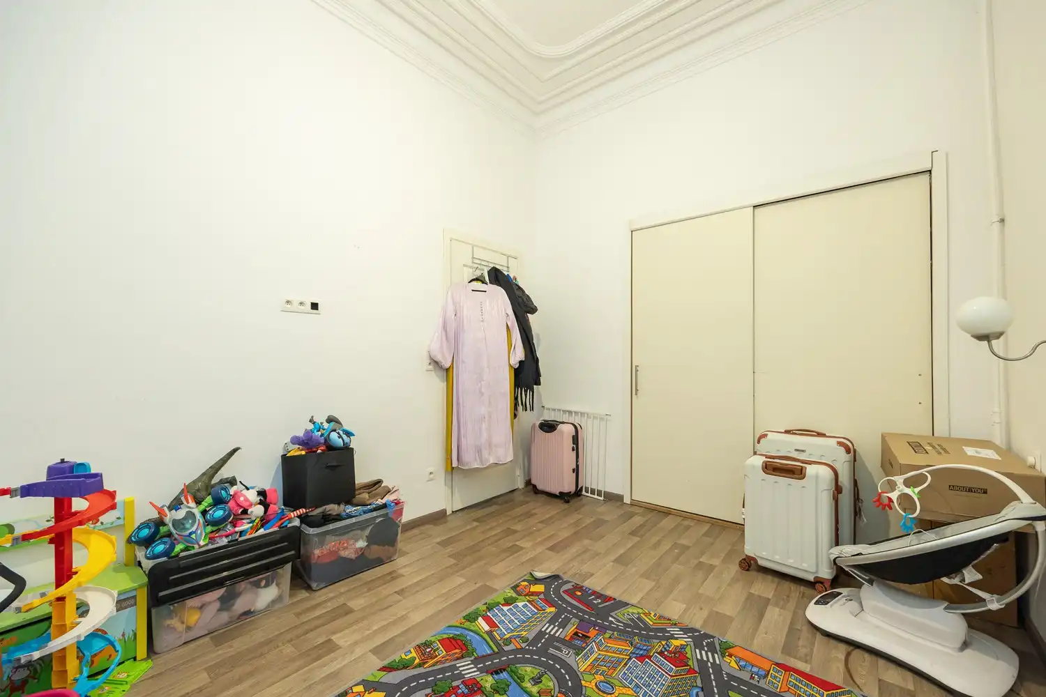 Ruime  woning met 6 tot 8 slaapkamers en veelzijdige woonmogelijkheden foto 22