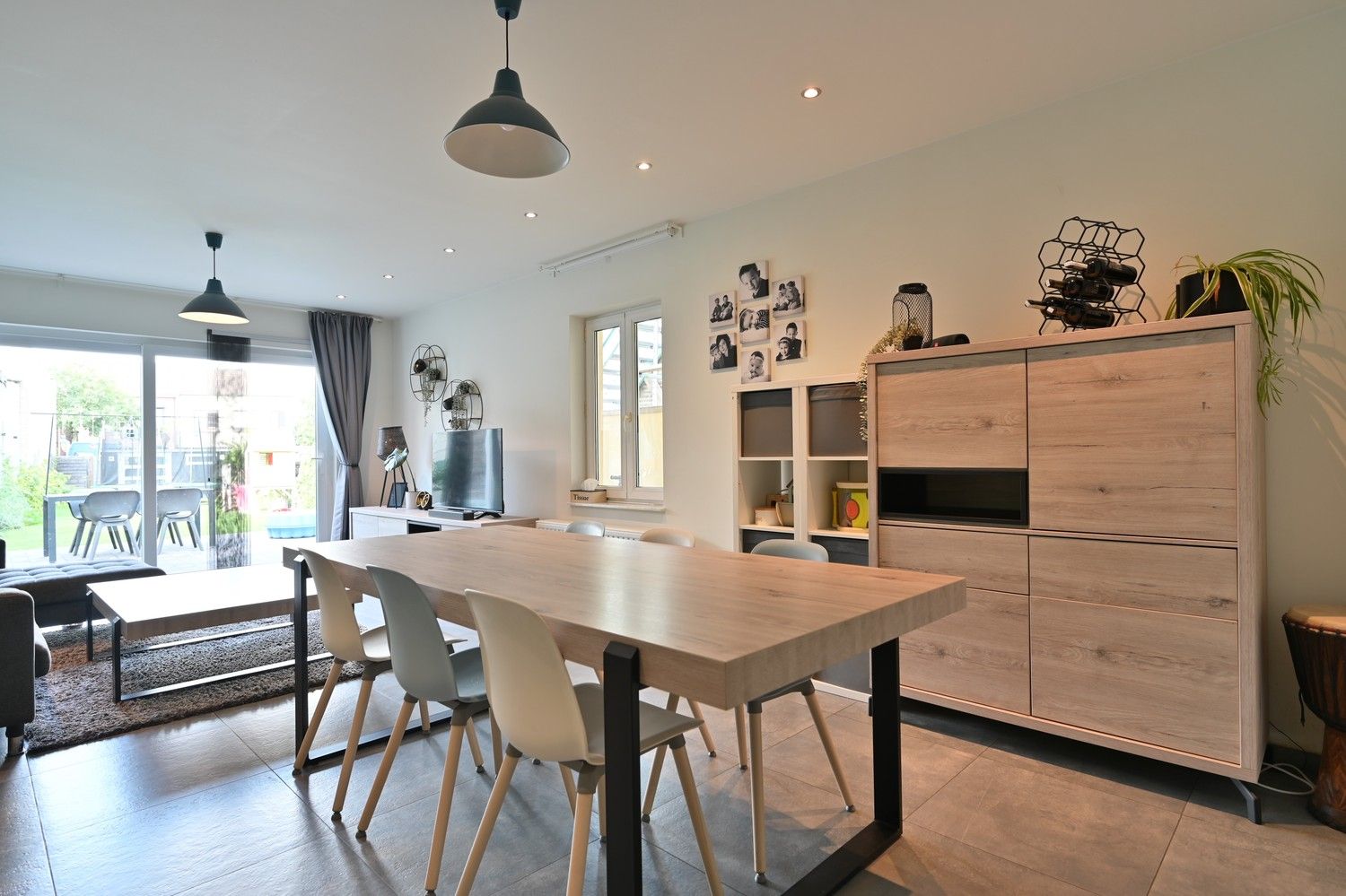 Charmante, gemoderniseerde mergelwoning in hartje Kanne, op steenworp afstand van Maastricht gelegen foto 8