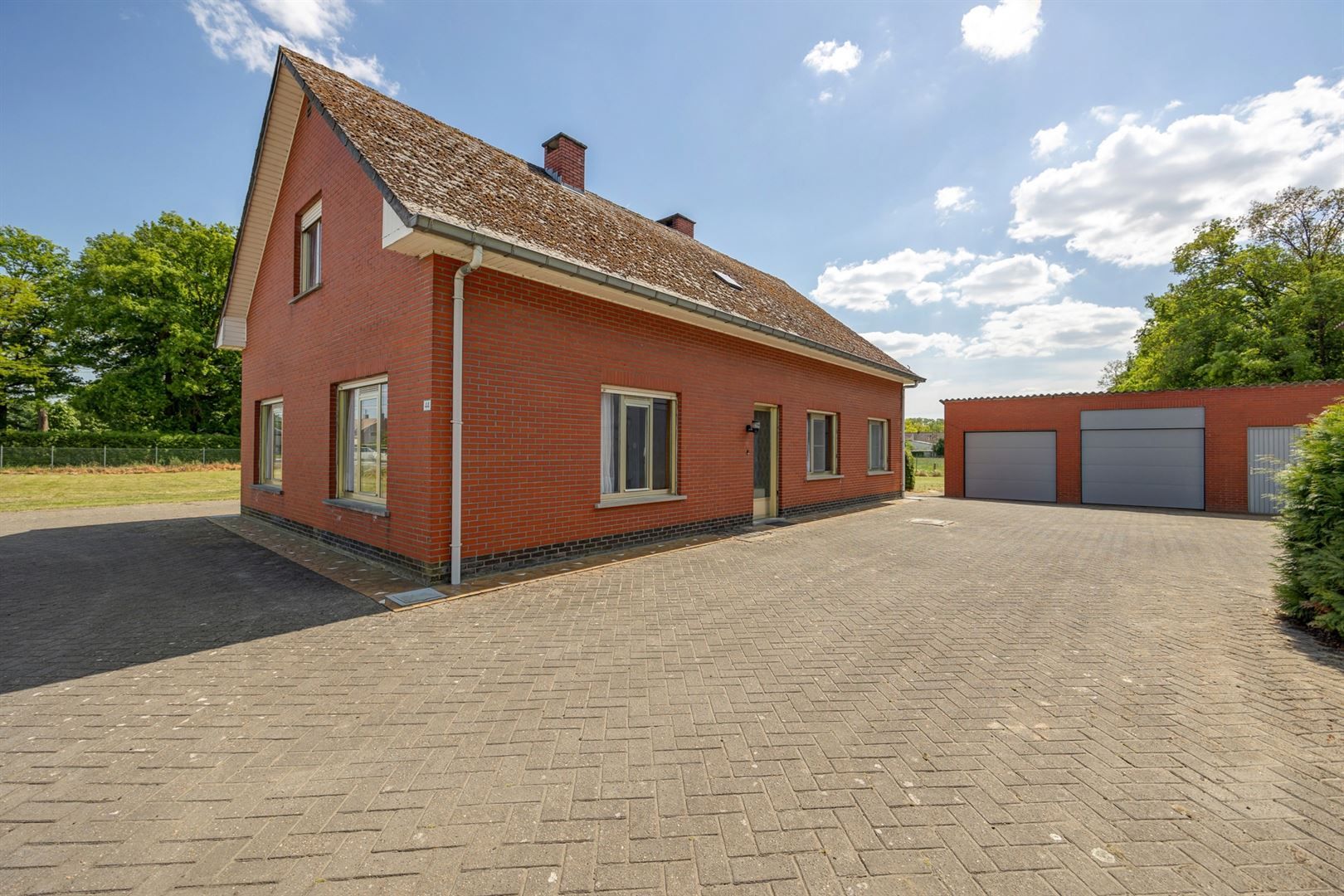 Ruime open bebouwing op 37a, 4 slpks, opslagruimte! foto 3