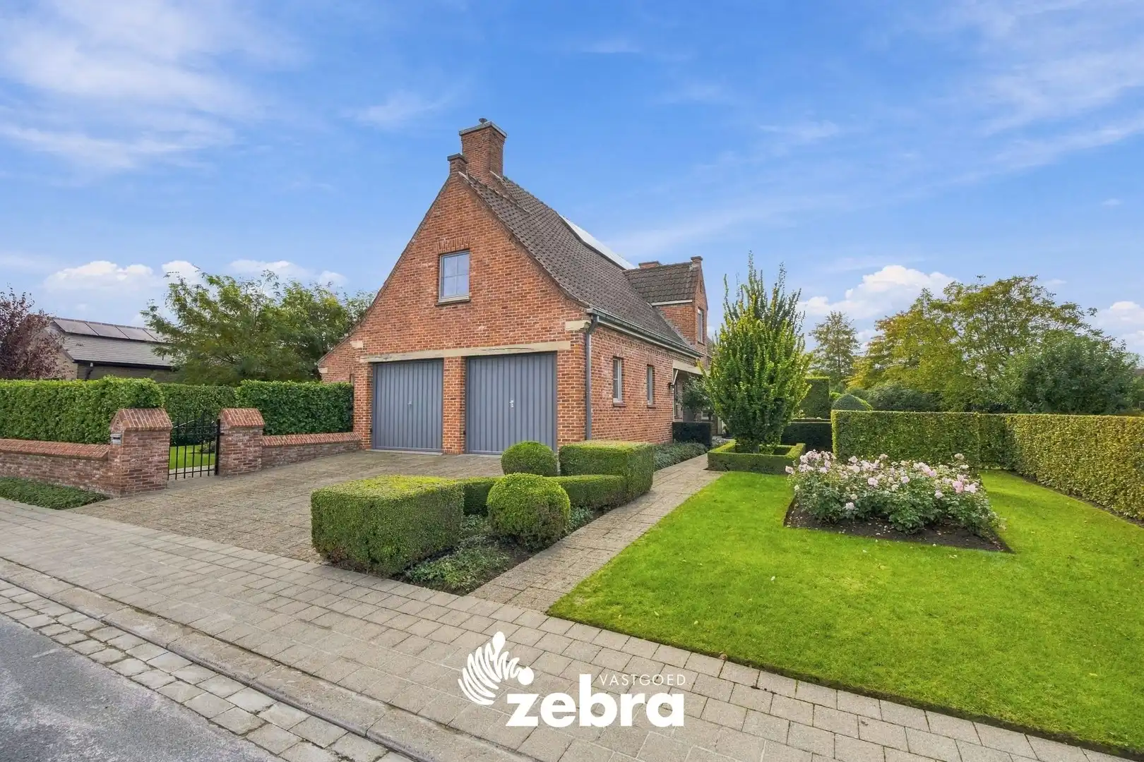 Instapklare open bebouwing met 4 slaapkamers, dubbele garage en prachtige tuin op een rustige ligging! foto 29