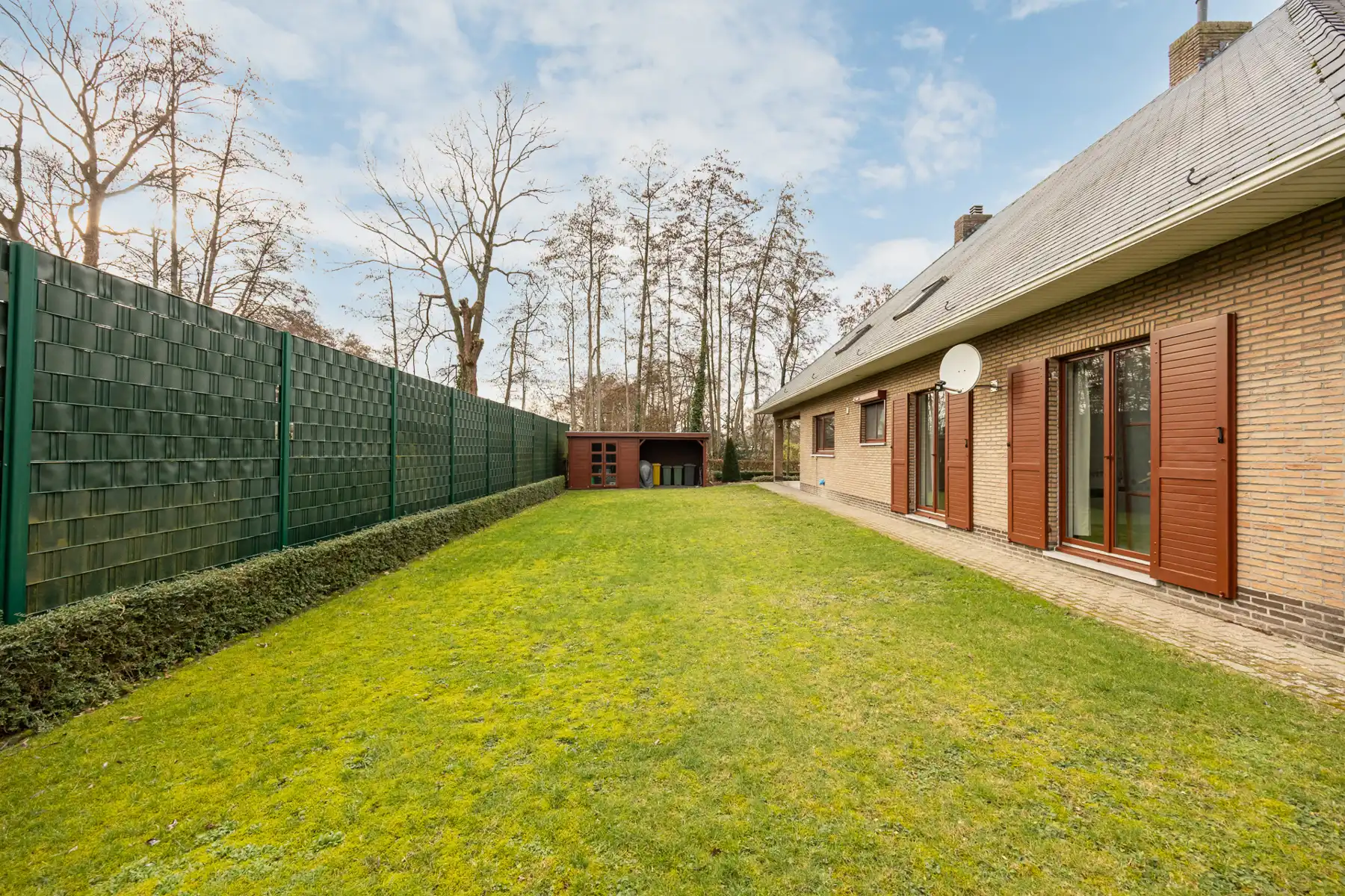 Verrassend ruime woning met 6 slaapkamers en 2 badkamers foto 30