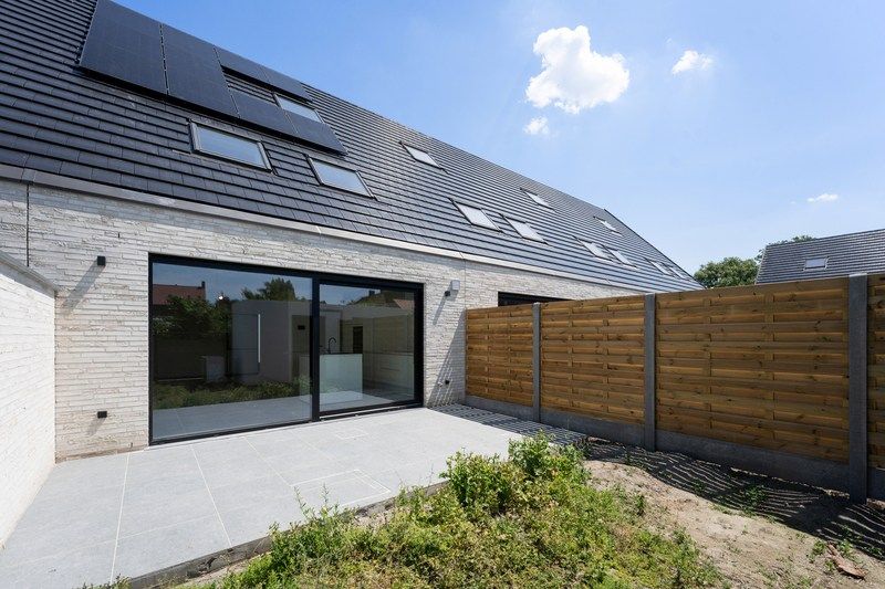 Nieuwbouwwoning met 3 slaapkamers en E-peil 10 te Veurne  foto 29