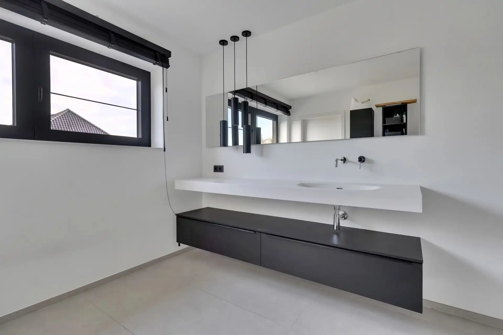 Moderne, energiezuinige gezinswoning met 4 slaapkamers foto 20