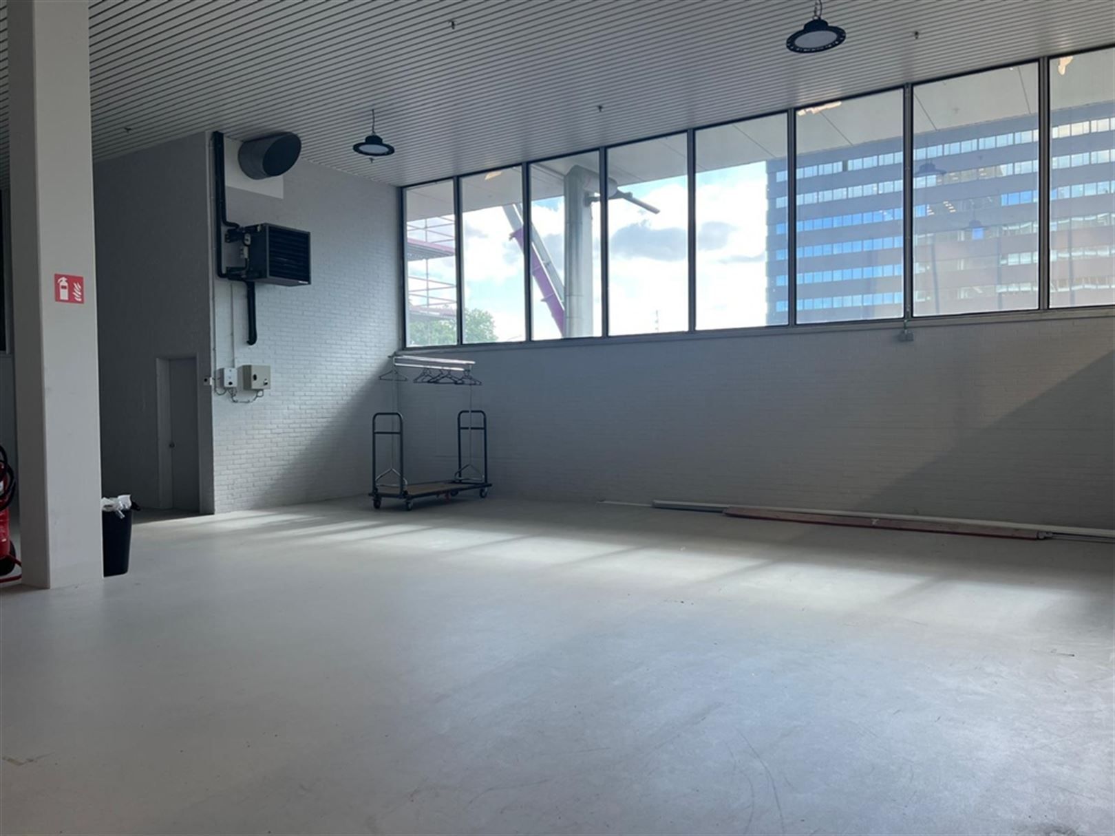 Kantoren te huur in de Ahlers Building foto 15