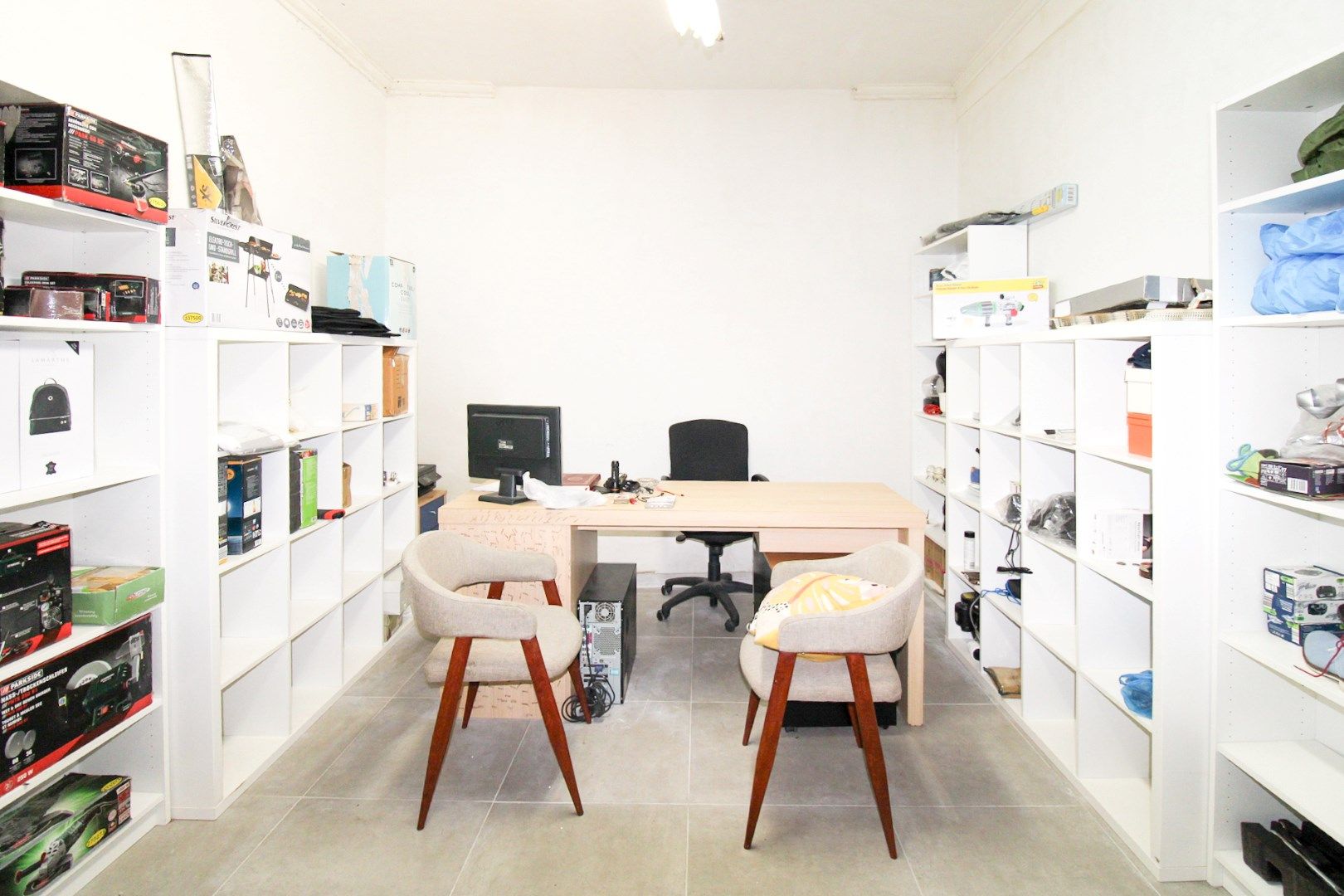 Investeren in het hart van Sint-Niklaas: Veelzijdig handelshuis met uitbreidingspotentieel in bruisend centrum te koop foto 5