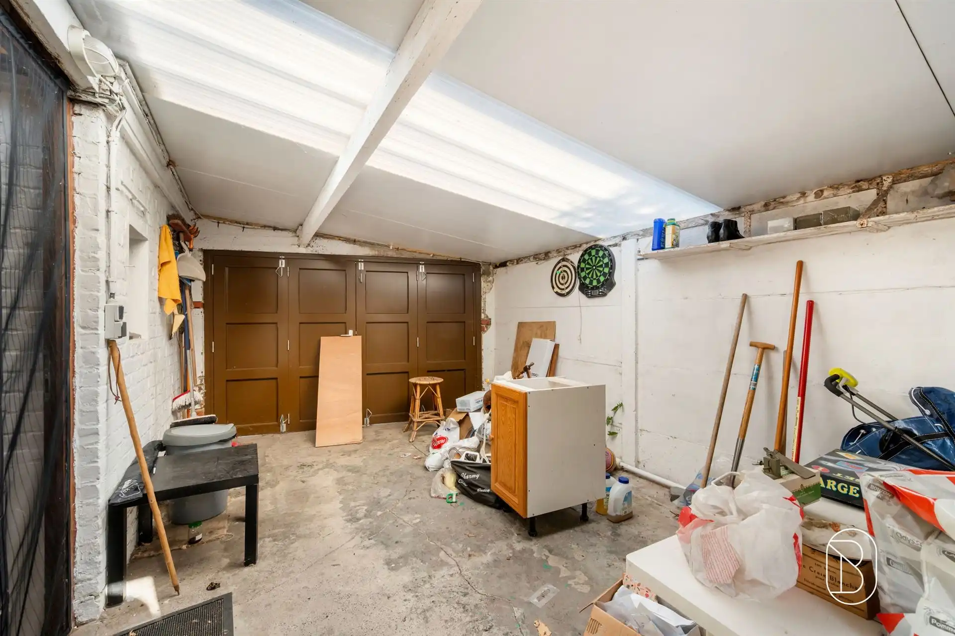 Degelijke woning met tuin en garage in het centrum foto 4