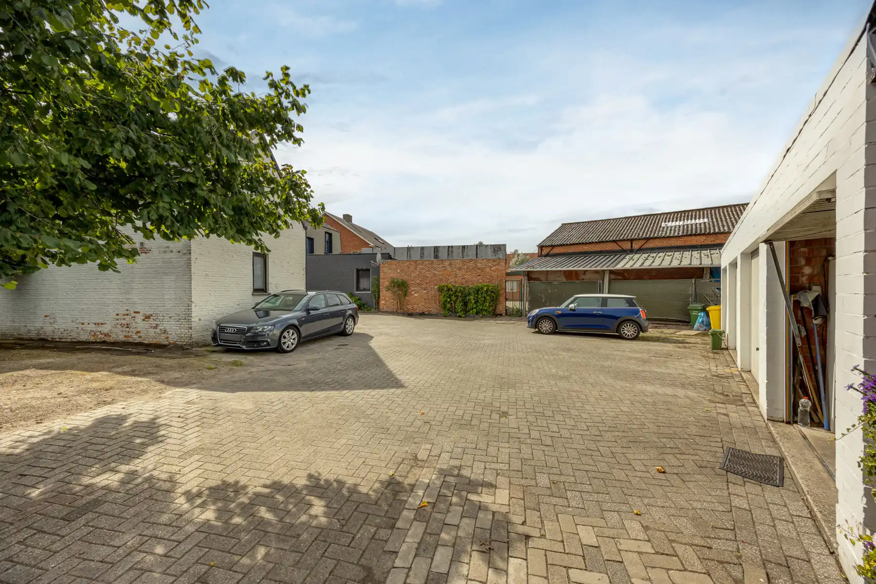 Een woning op een perceel van 944 m² in het centrum van Hoogstraten. foto 11