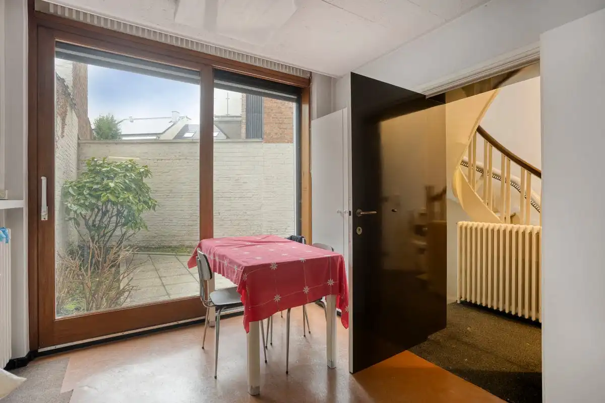 Uniek opbrengstgebouw op toplocatie met garage in Strombeek foto 5