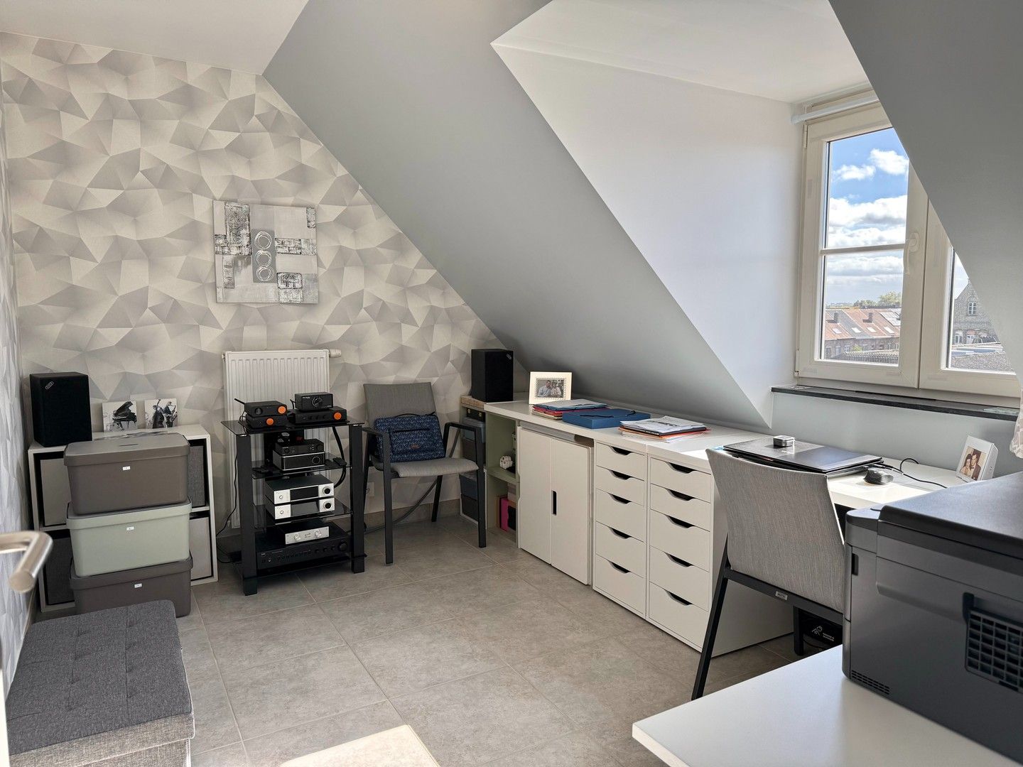 Ruim 3-slaapkamer appartement te Nieuwpoort-stad. foto 10