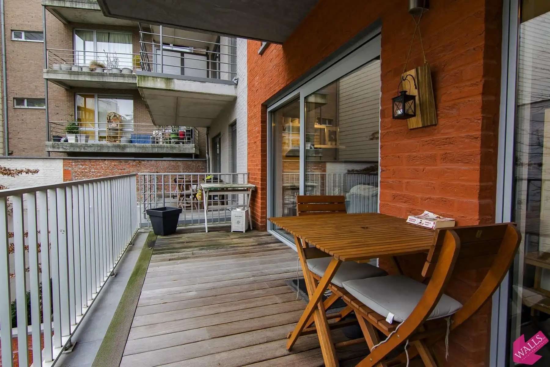 Zuid: mooi appartement met 2 slk, zonneterras en parking foto {{pictureIndex}}
