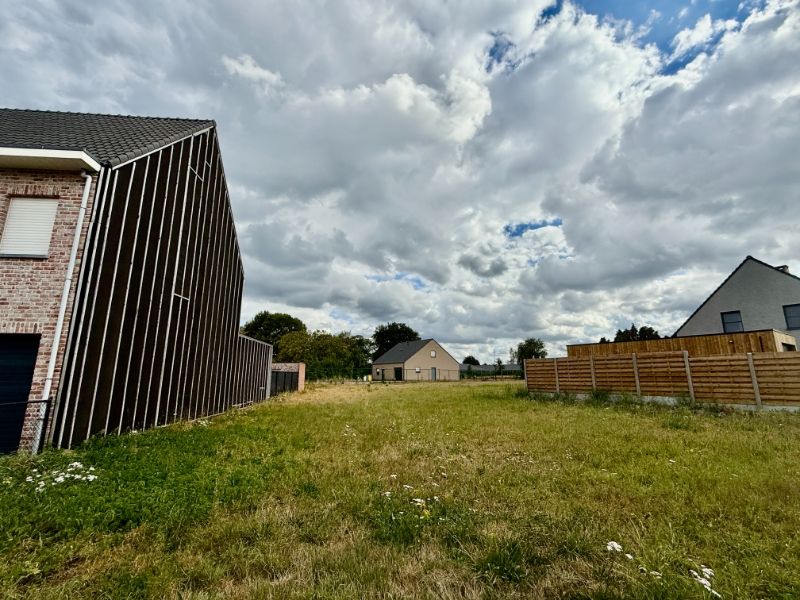 Prachtige bouwgrond voor halfopen bebouwing met ideale bezonning van woning en tuin foto 2