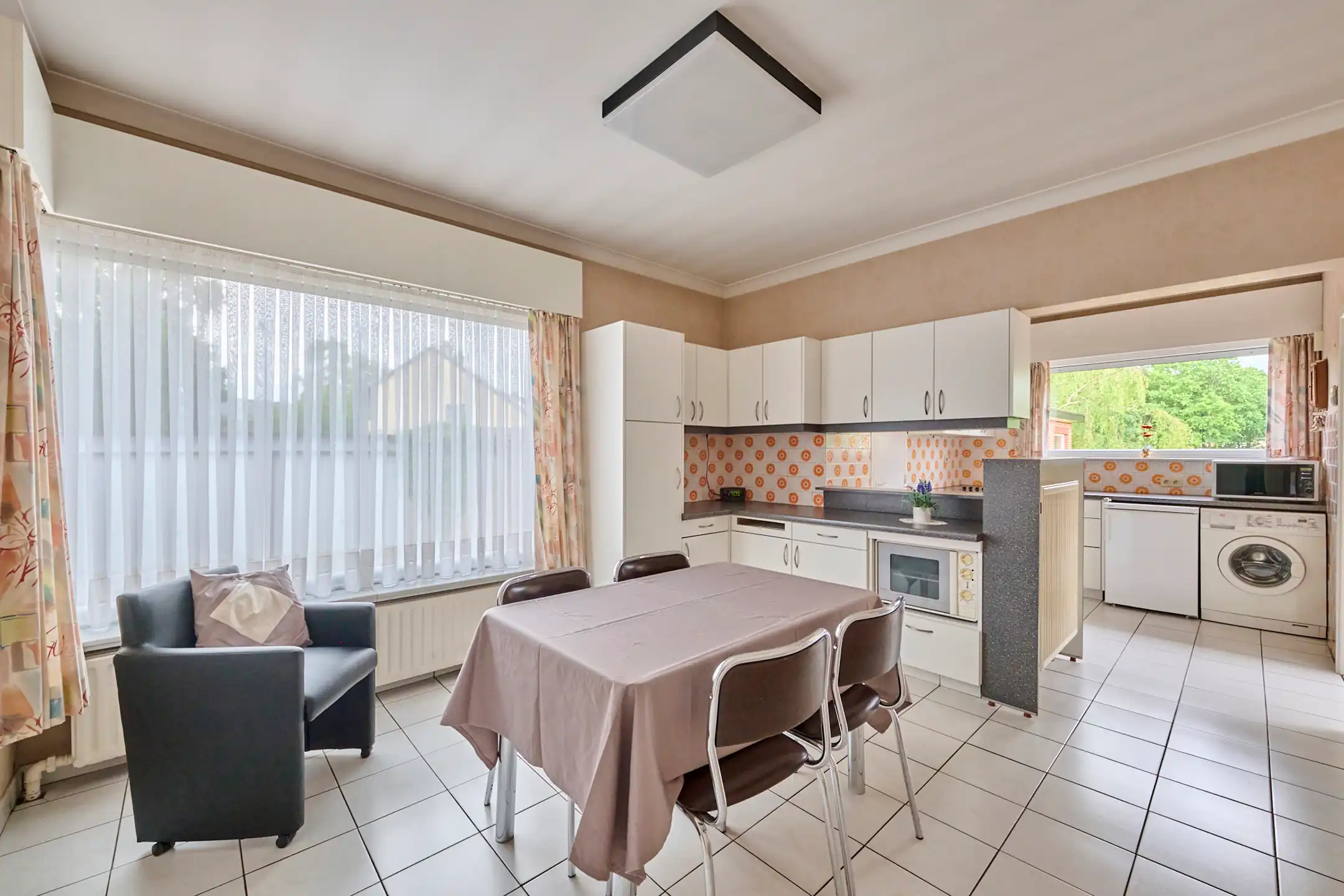Residentieel gelegen woning op een ZO georiënteerd perceel foto 5
