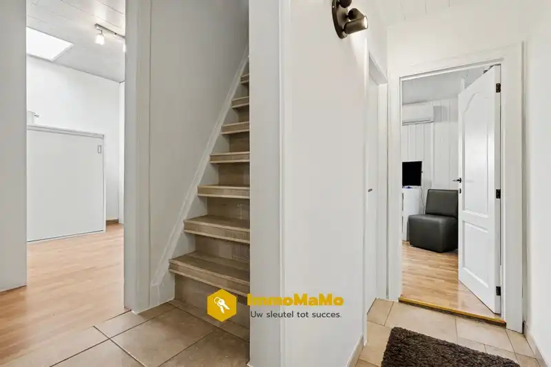INSTAPKLARE WONING, CENTRAAL GELEGEN IN WACHTEBEKE - TE KOOP foto 13