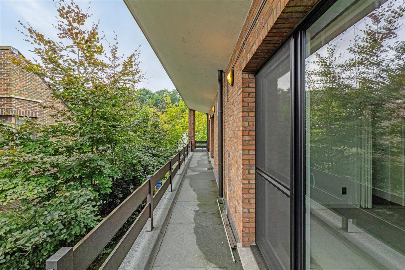 Ruime modernistische seventies villa op 825m²  foto 19