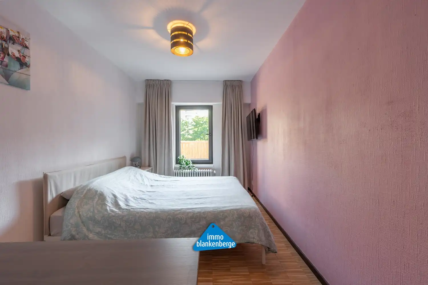 Zeer Ruim en Stijlvol gerenoveerd appartement van 232m² op een toplocatie vlak bij het strand. foto 25